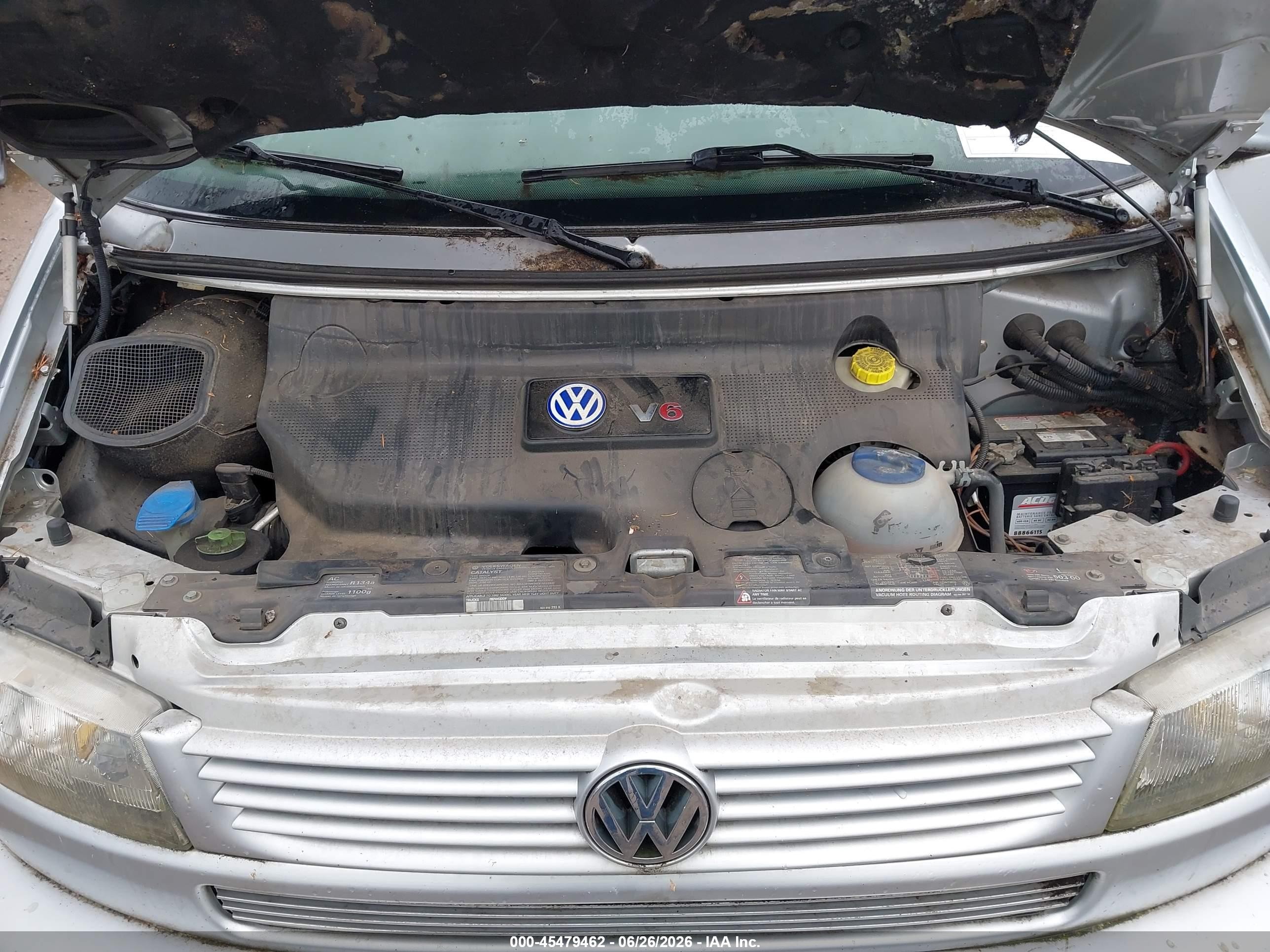 2002 Volkswagen Eurovan Mv Silver vin: WV2MB47012H007554
