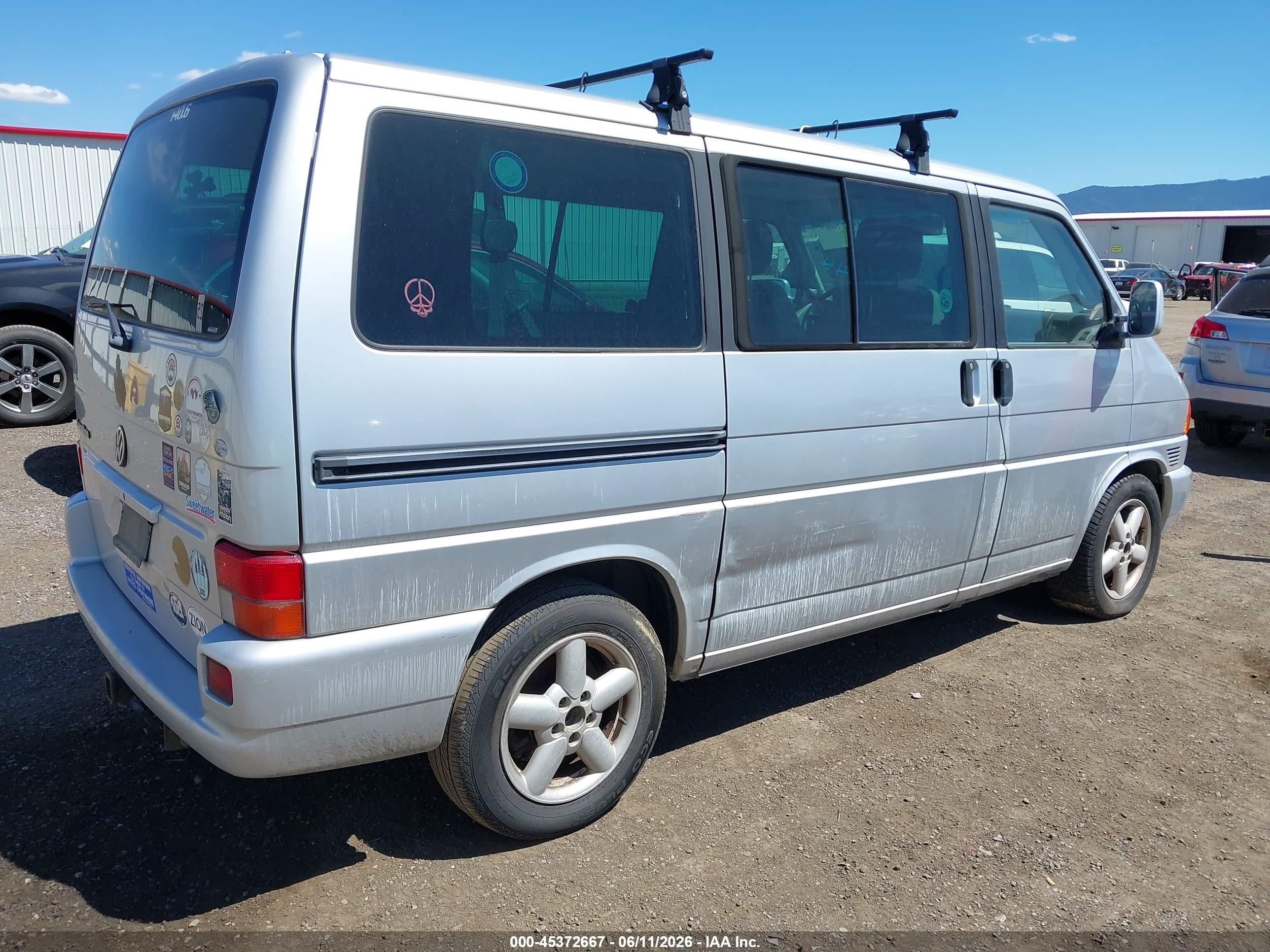 2003 Volkswagen Eurovan Mv Silver vin: WV2MB47013H034643