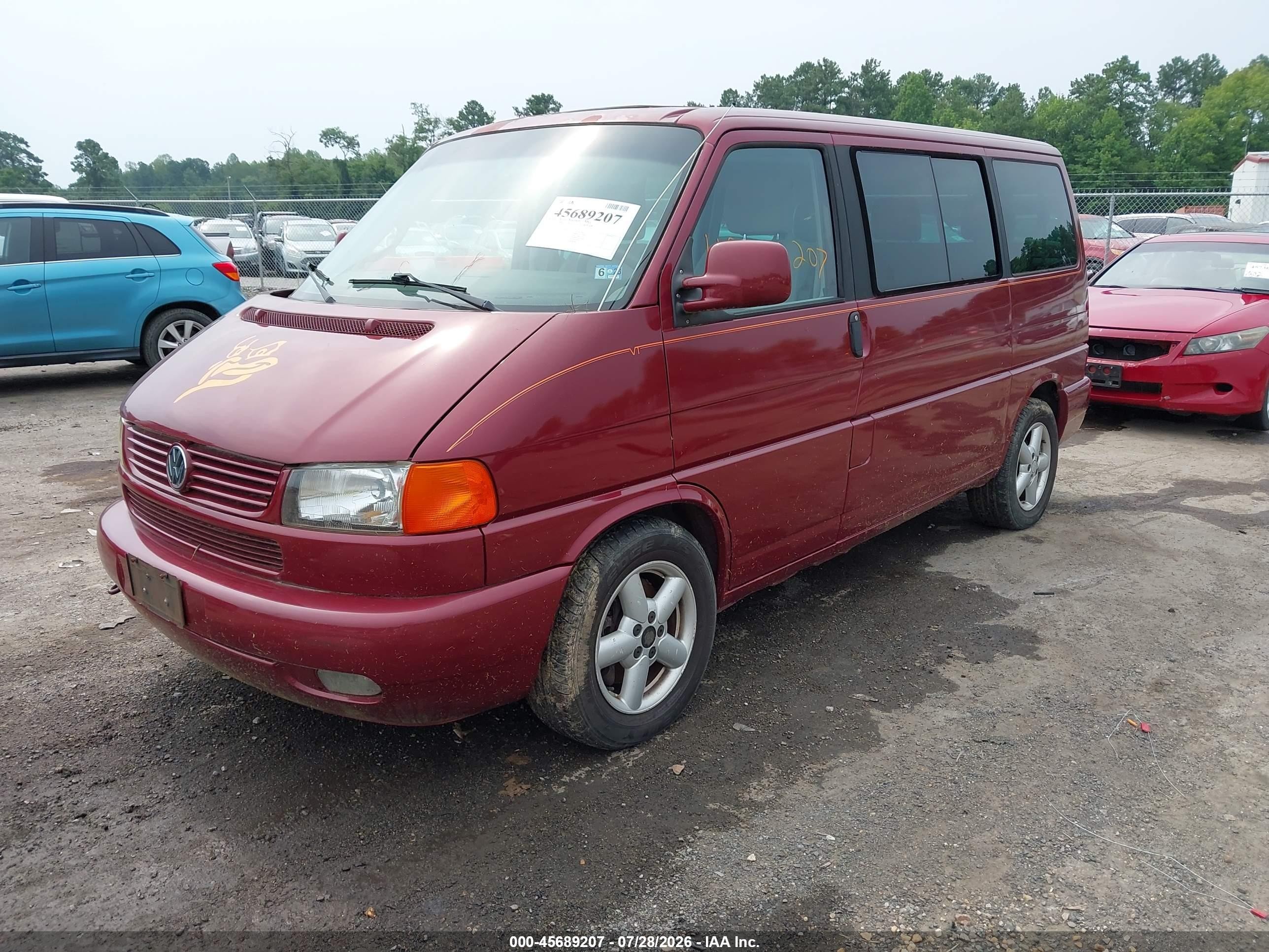 2002 Volkswagen Eurovan Mv Красный vin: WV2MB47022H091884