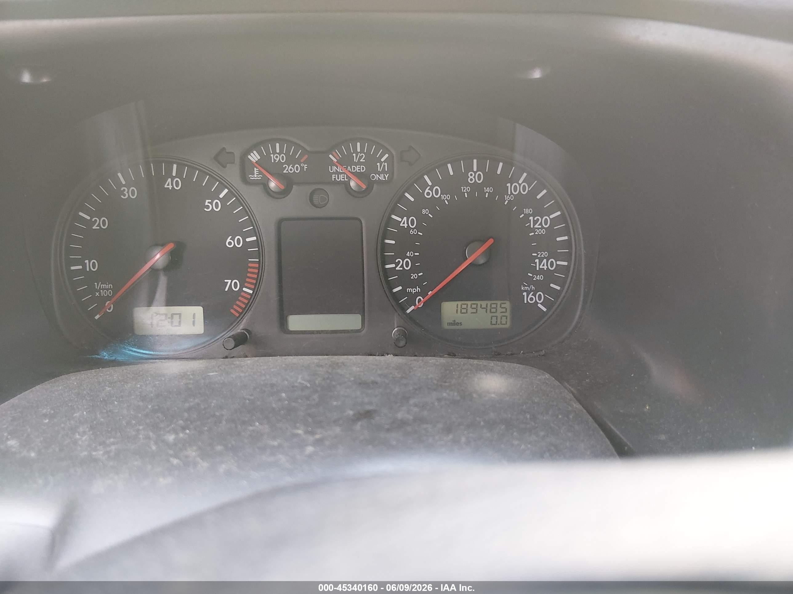 2003 Volkswagen Eurovan Mv Серебряный vin: WV2MB47023H044047