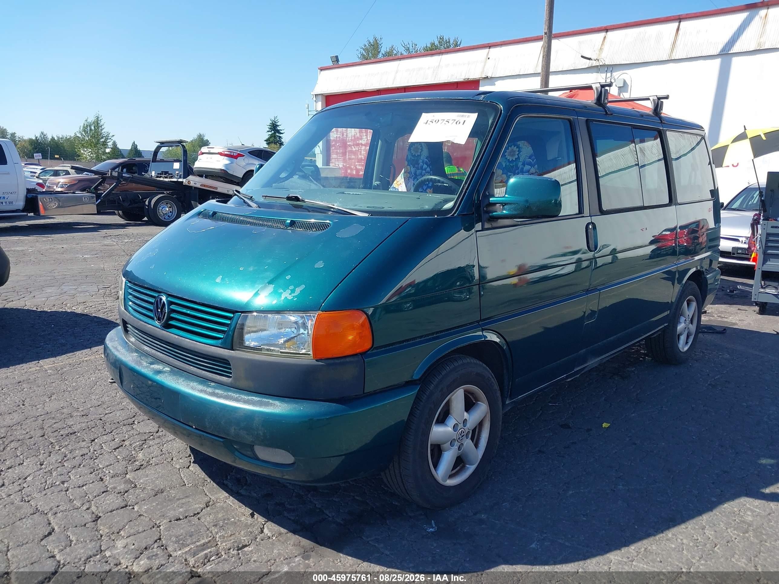 2003 Volkswagen Eurovan Mv Зеленый vin: WV2MB47033H043943