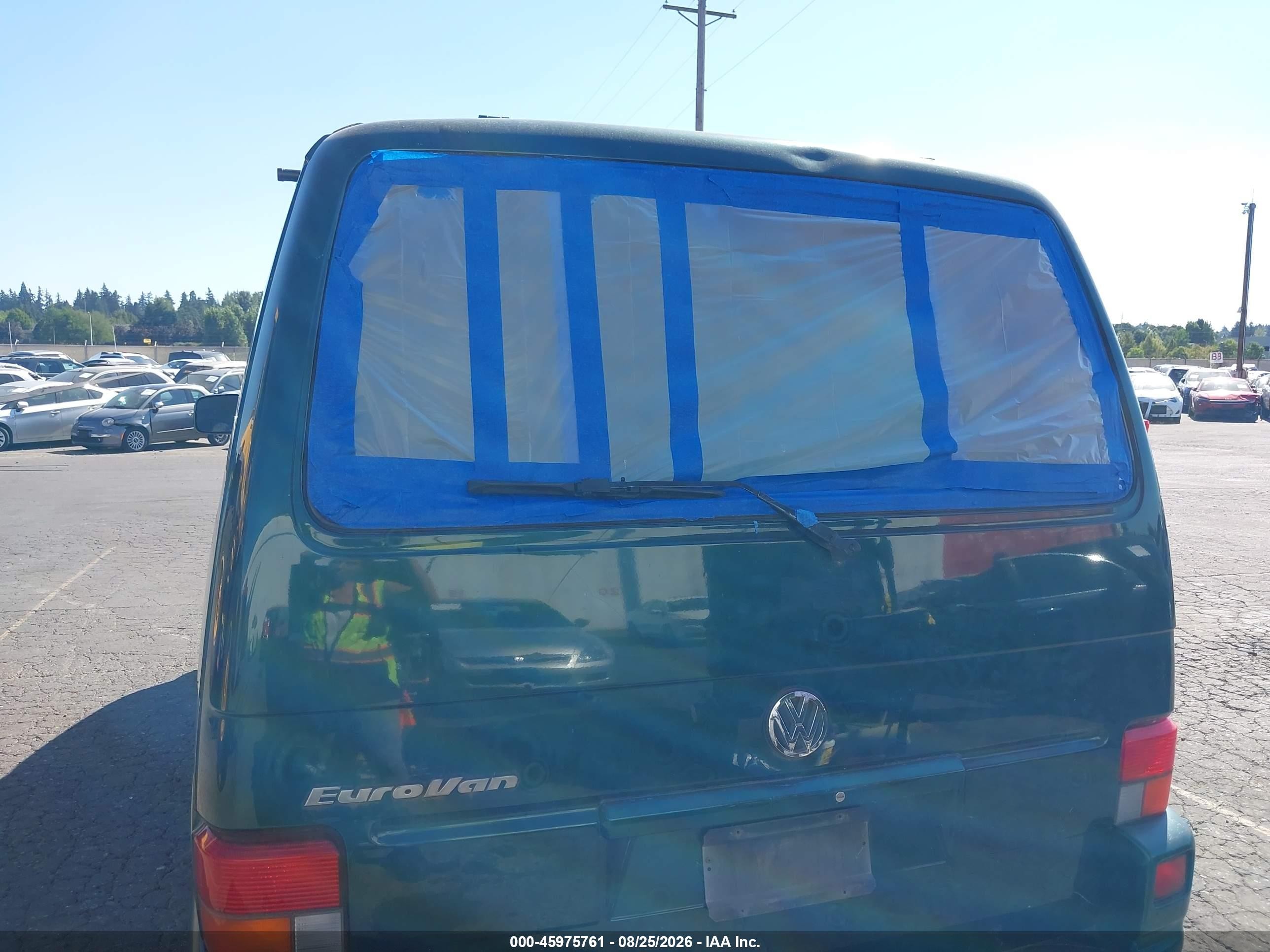 2003 Volkswagen Eurovan Mv Зеленый vin: WV2MB47033H043943