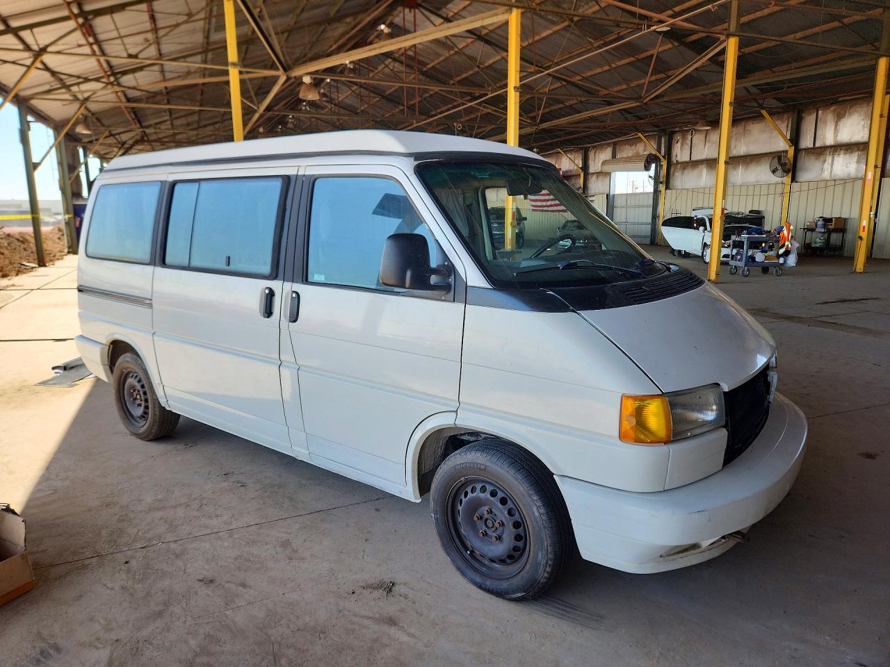 1993 Volkswagen Eurovan Mv White vin: WV2MC0701PH070974