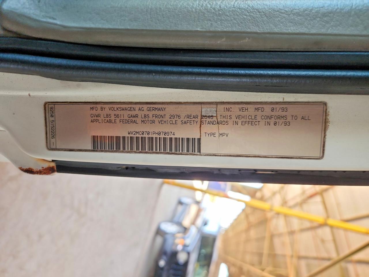 1993 Volkswagen Eurovan Mv White vin: WV2MC0701PH070974