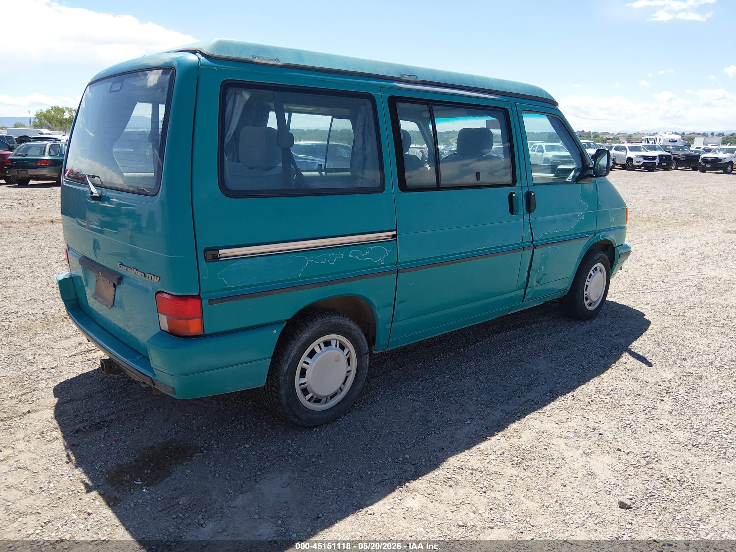 1993 Volkswagen Eurovan Mv Зеленый vin: WV2MC0702PH021251
