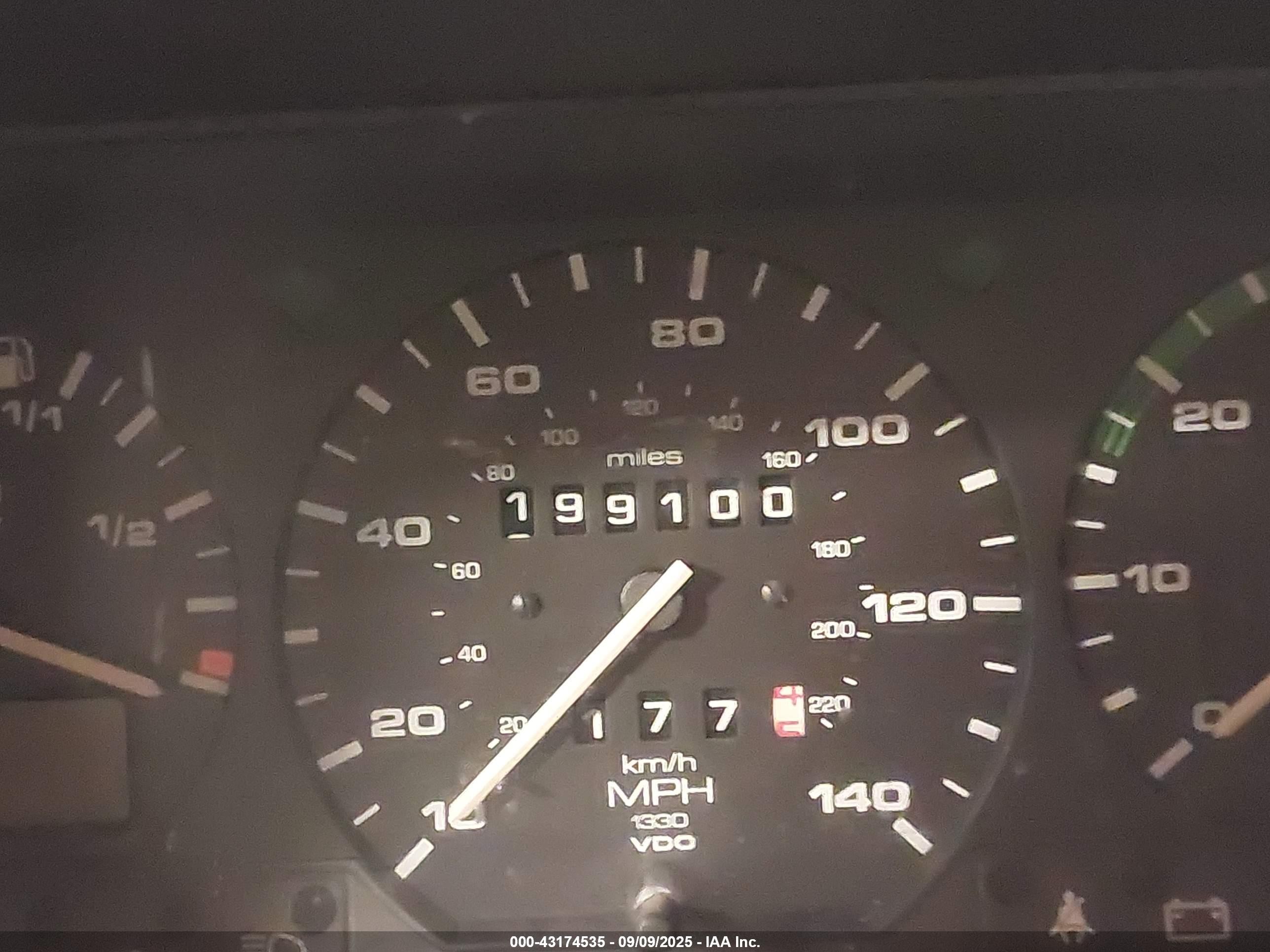 1993 Volkswagen Eurovan Mv Black vin: WV2MC0702PH043668