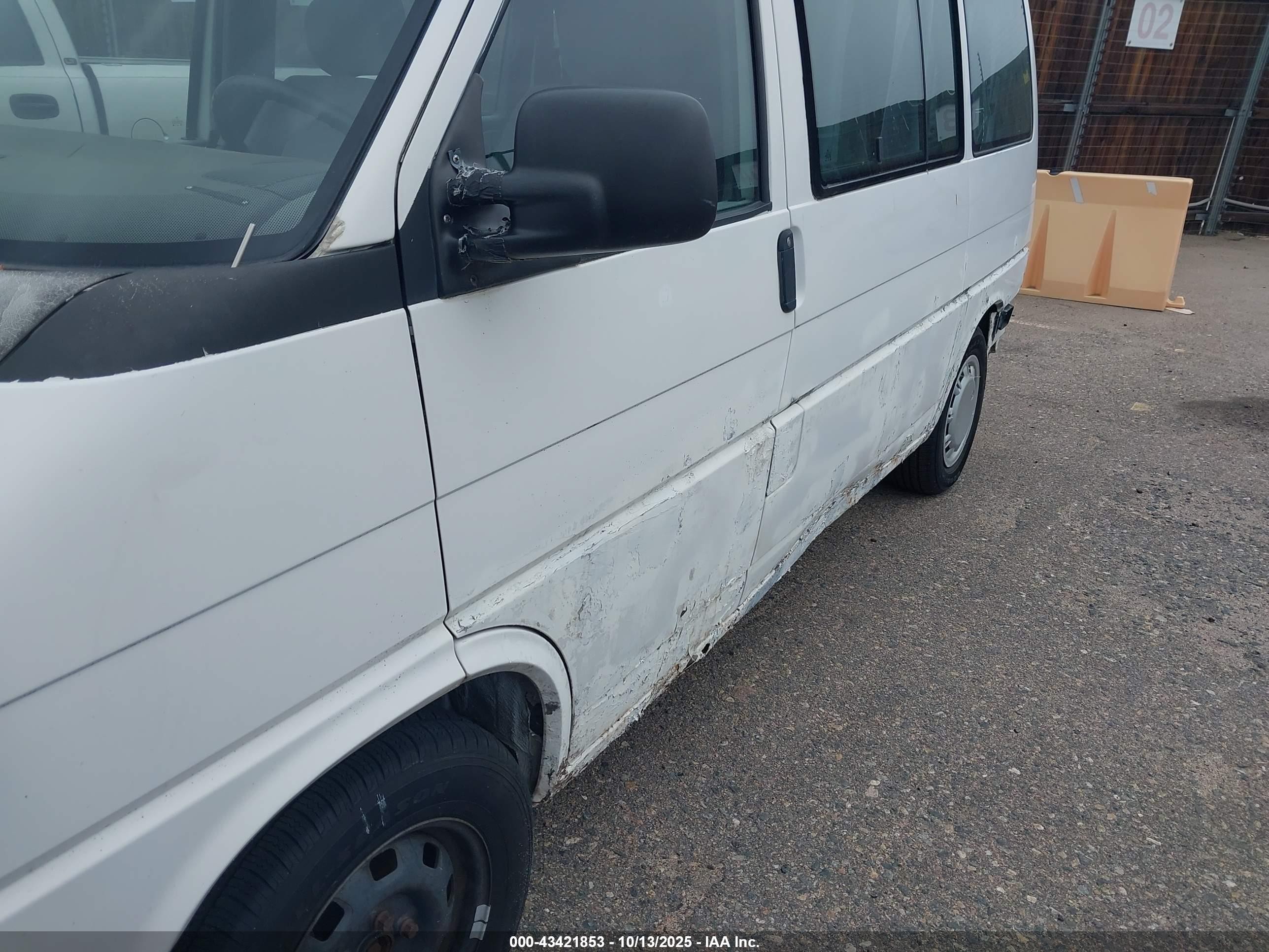 1993 Volkswagen Eurovan Mv White vin: WV2MC0708PH067862