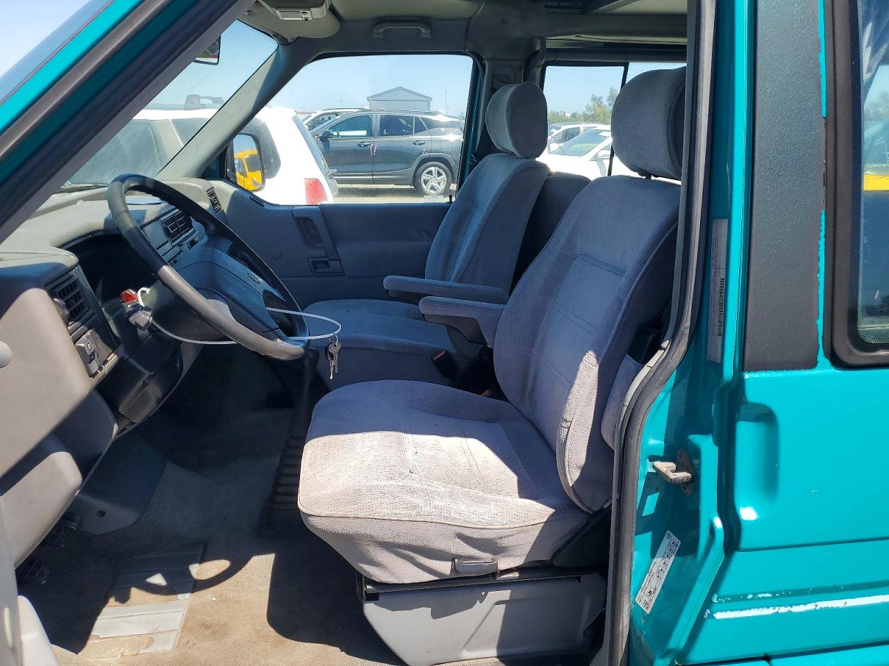 1993 Volkswagen Eurovan Mv Зеленый vin: WV2MD0700PH093580