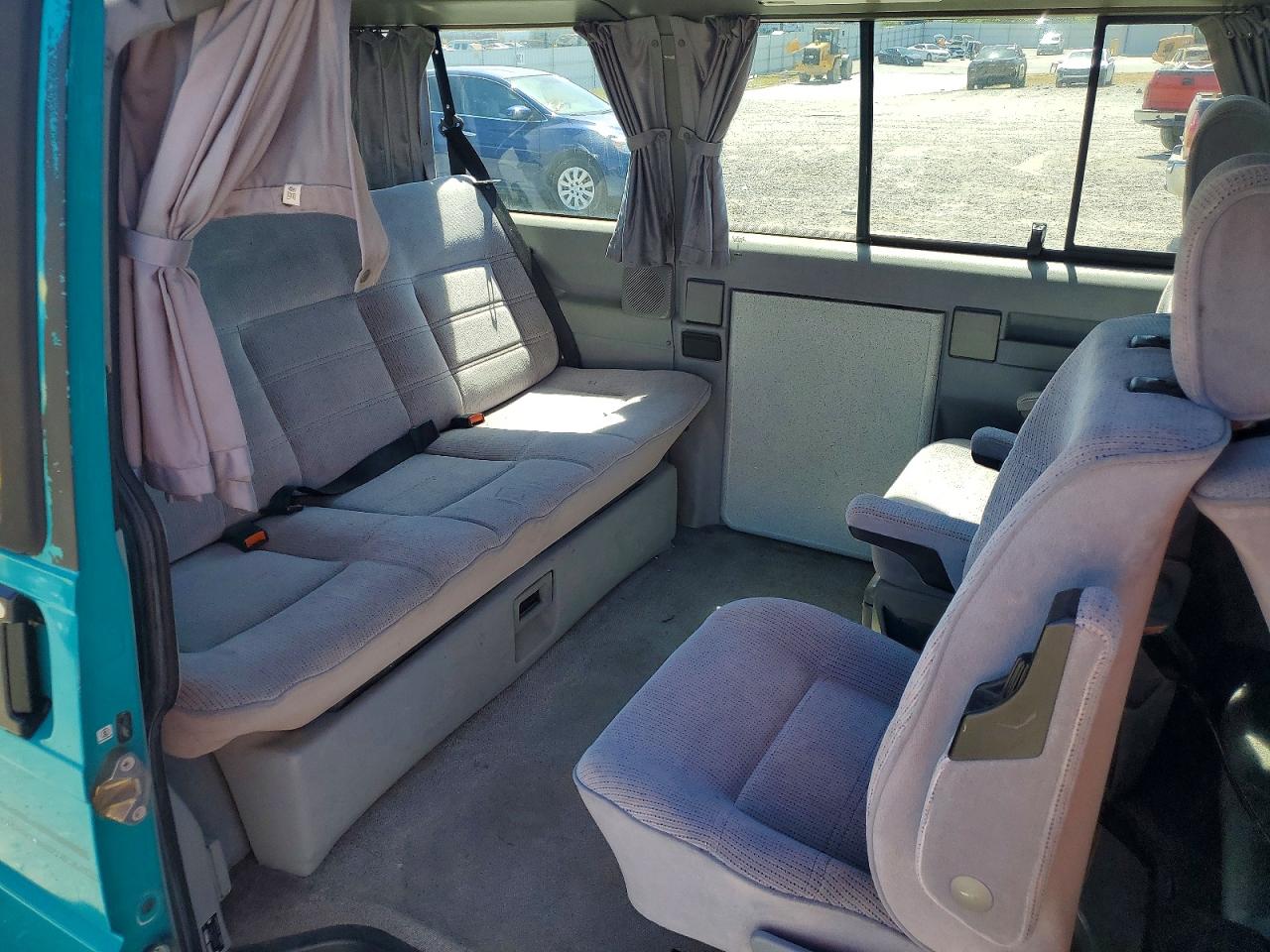 1993 Volkswagen Eurovan Mv Зеленый vin: WV2MD0700PH093580