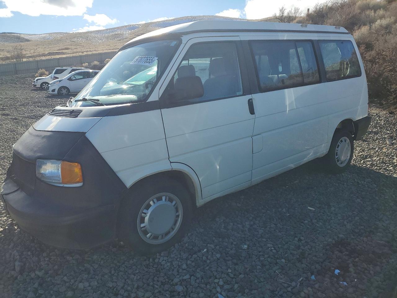 1993 Volkswagen Eurovan Mv White vin: WV2MD0701PH027409