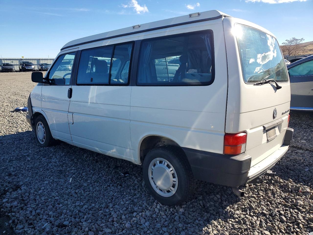 1993 Volkswagen Eurovan Mv White vin: WV2MD0701PH027409