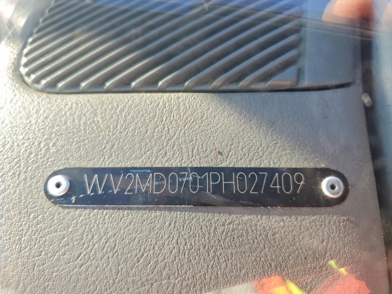 1993 Volkswagen Eurovan Mv White vin: WV2MD0701PH027409