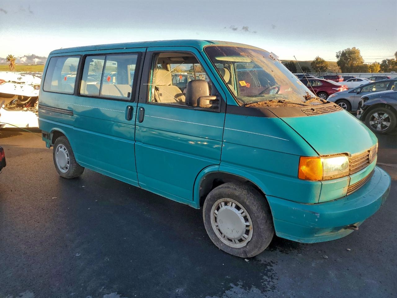 1993 Volkswagen Eurovan Mv Green vin: WV2MD0703PH017609