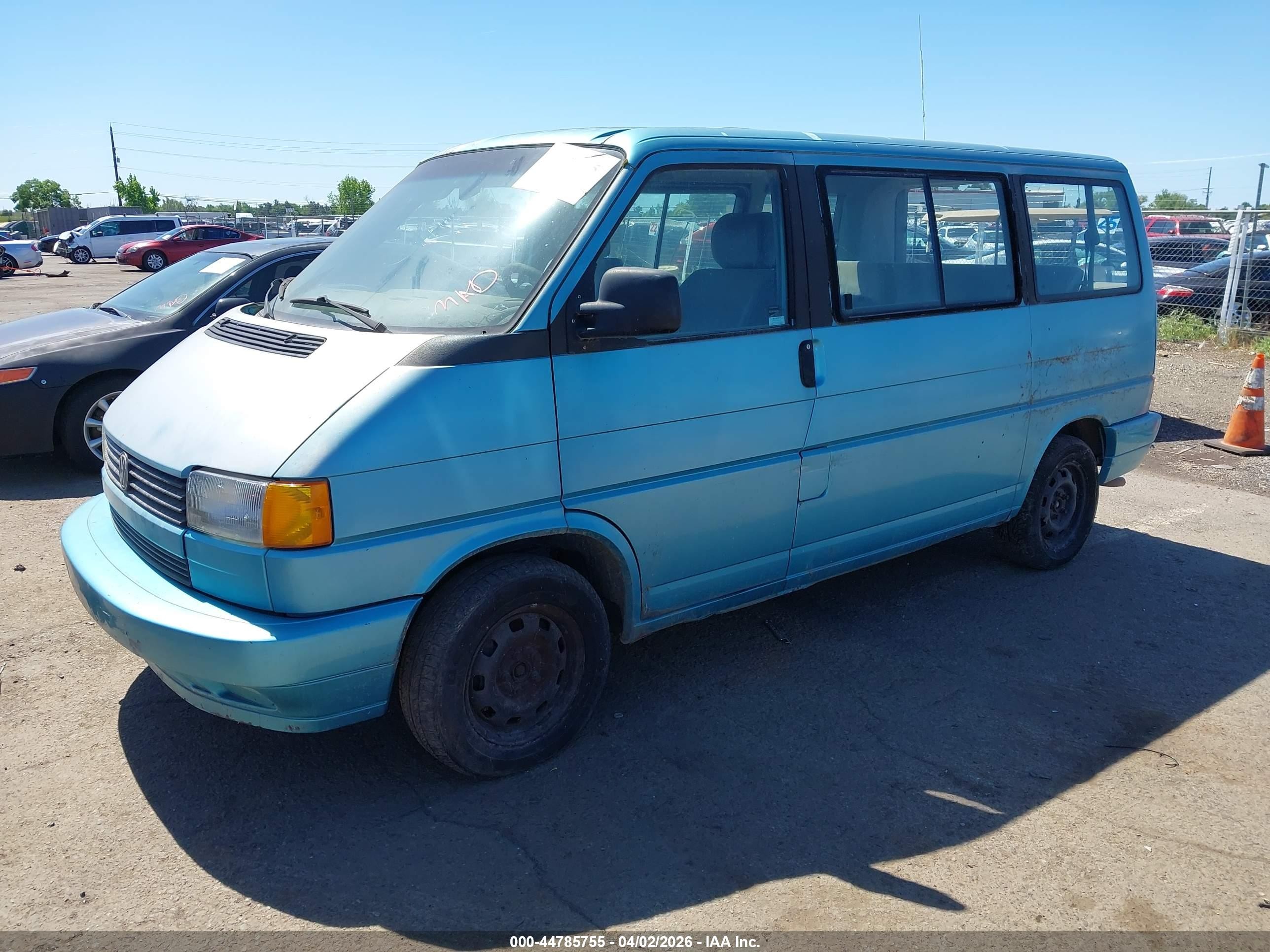 1993 Volkswagen Eurovan Mv Blue vin: WV2MD0707PH031576