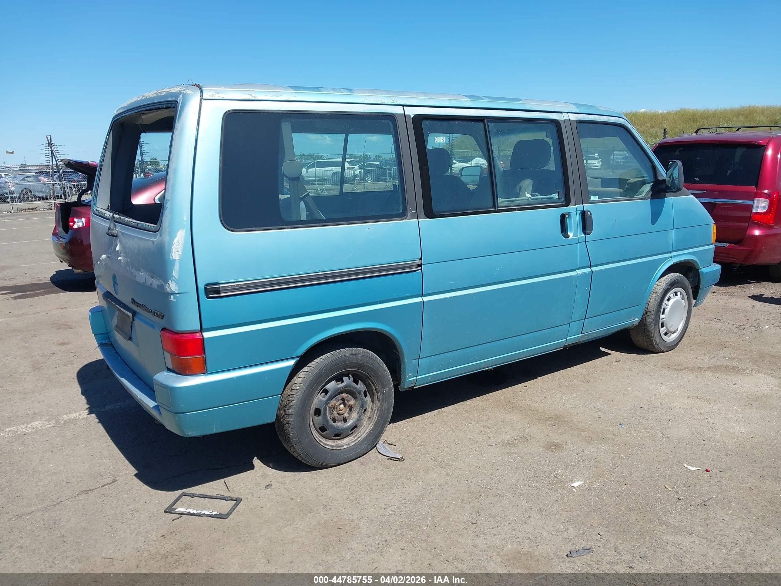 1993 Volkswagen Eurovan Mv Blue vin: WV2MD0707PH031576