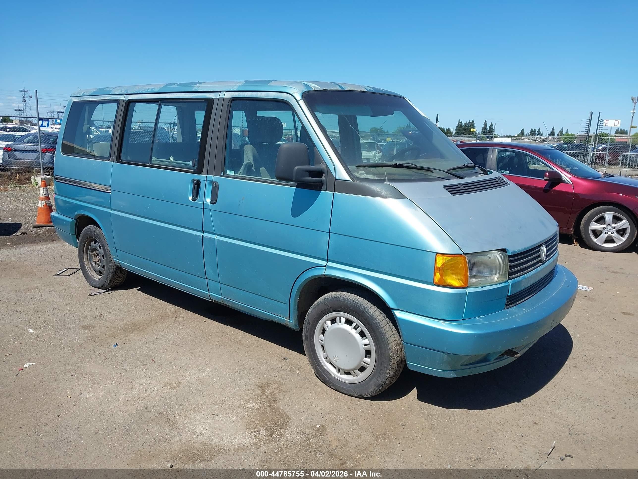 1993 Volkswagen Eurovan Mv Blue vin: WV2MD0707PH031576