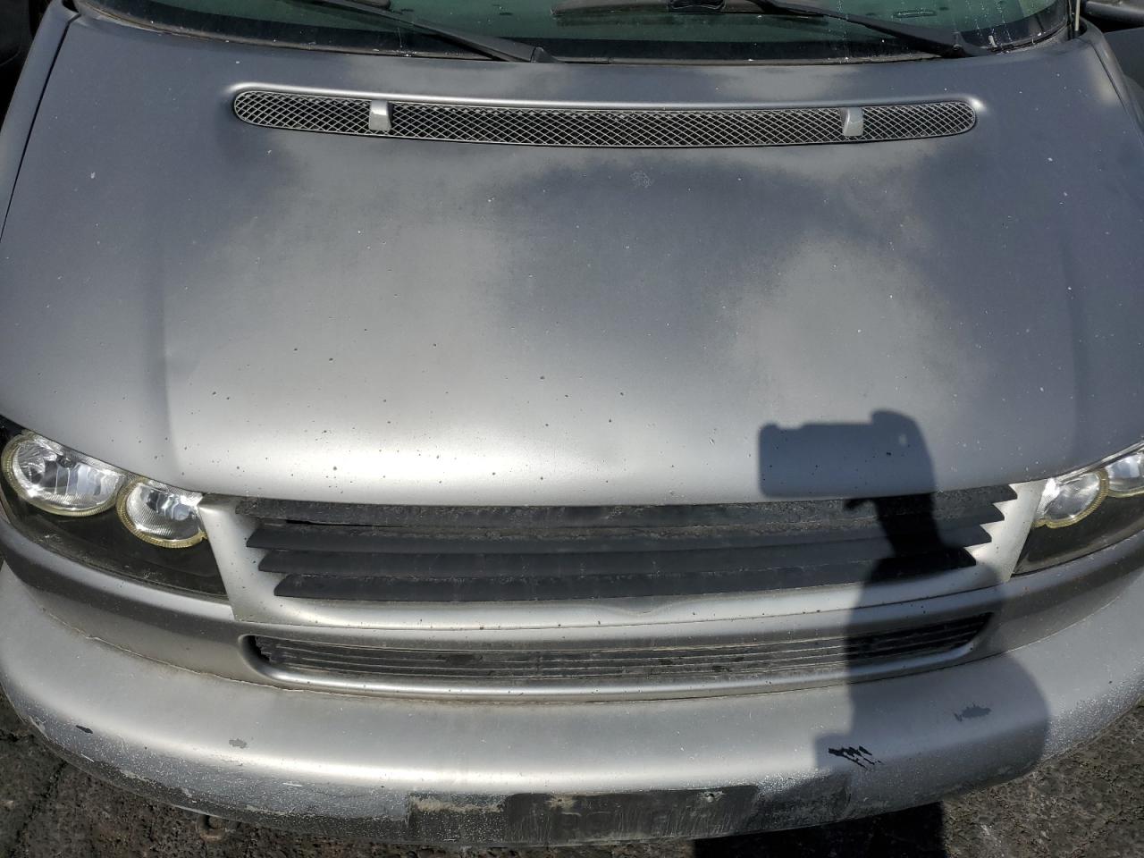 1999 Volkswagen Eurovan Mv Silver vin: WV2MH2702XH018024