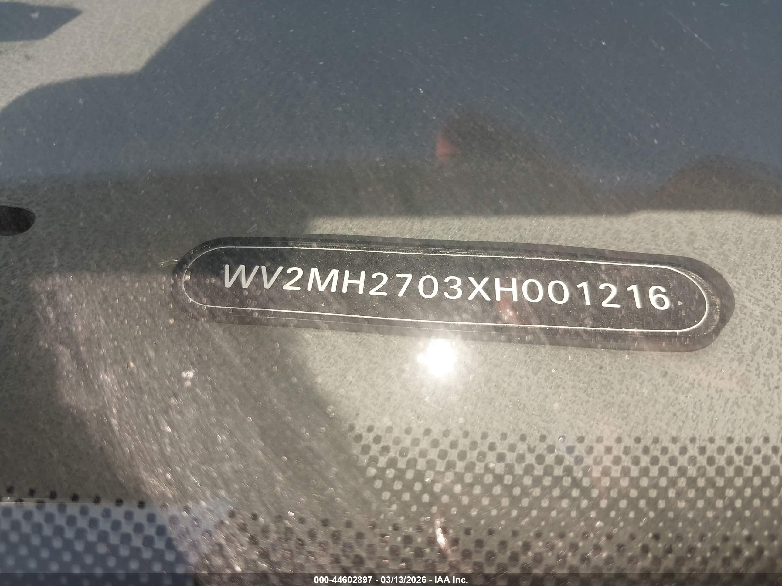 1999 Volkswagen Eurovan Mv Черный vin: WV2MH2703XH001216