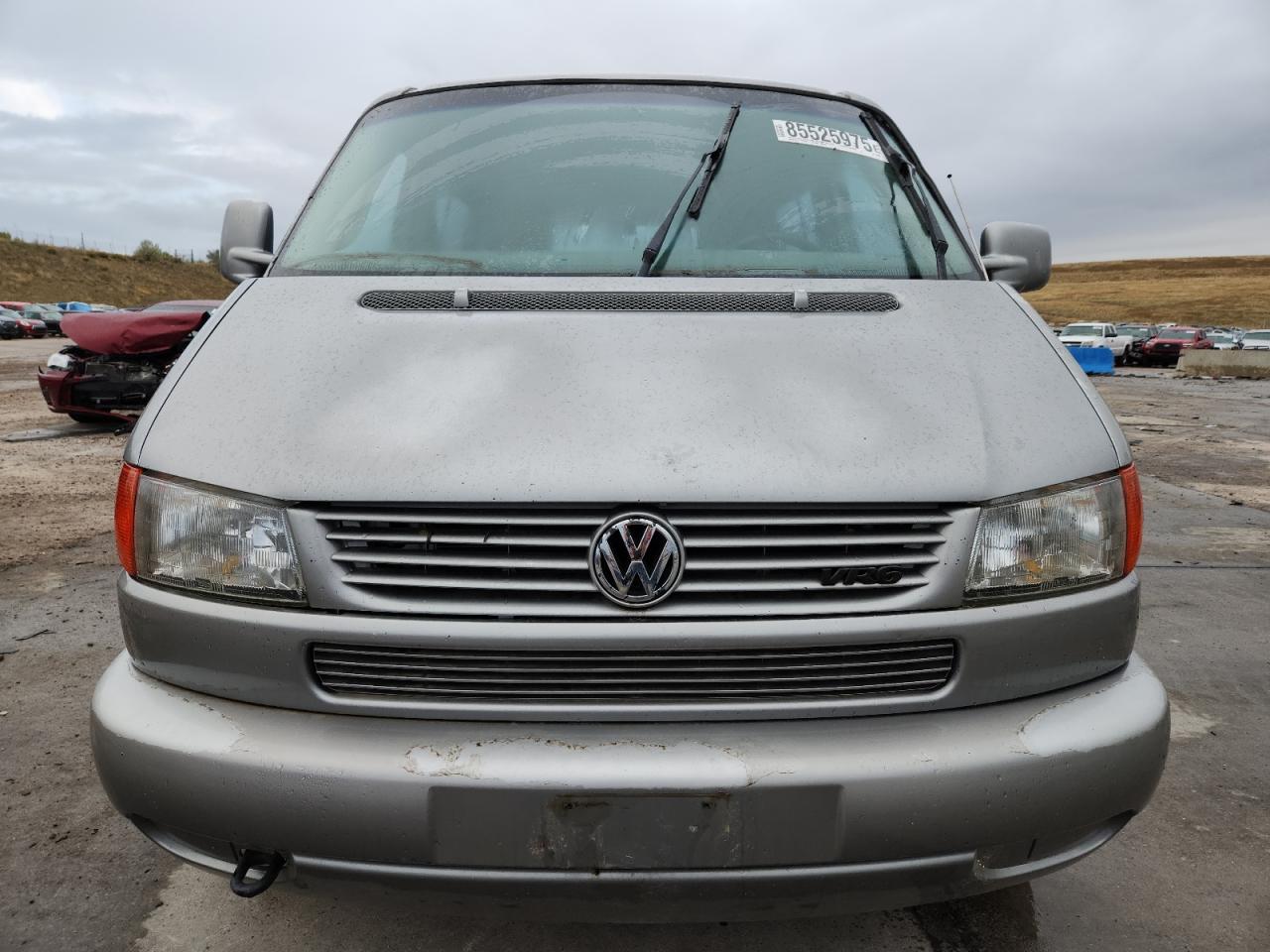 1999 Volkswagen Eurovan Mv Бежевый vin: WV2MH2707XH046353