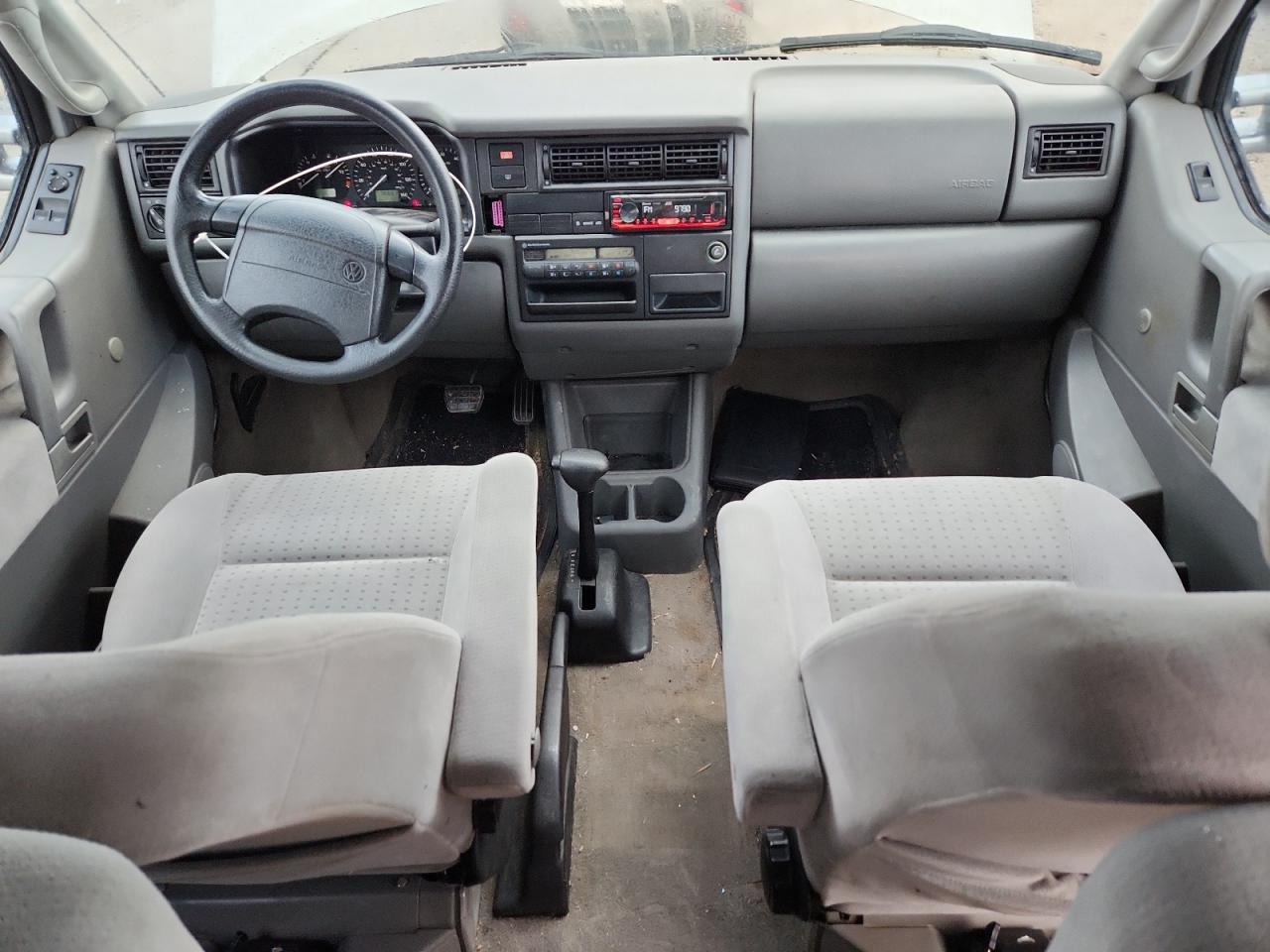 1999 Volkswagen Eurovan Mv Бежевый vin: WV2MH2707XH046353