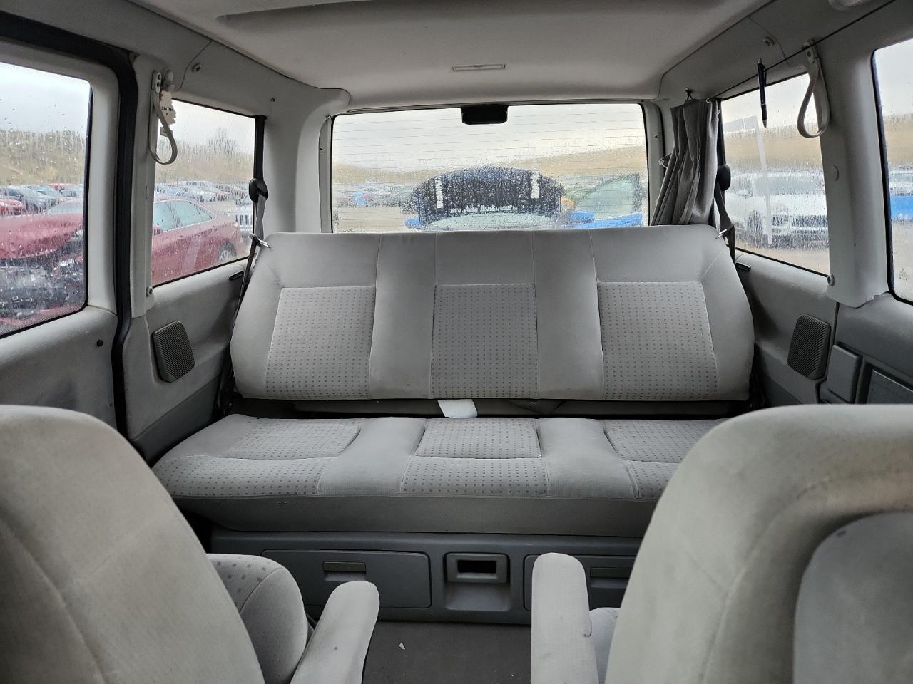 1999 Volkswagen Eurovan Mv Бежевый vin: WV2MH2707XH046353