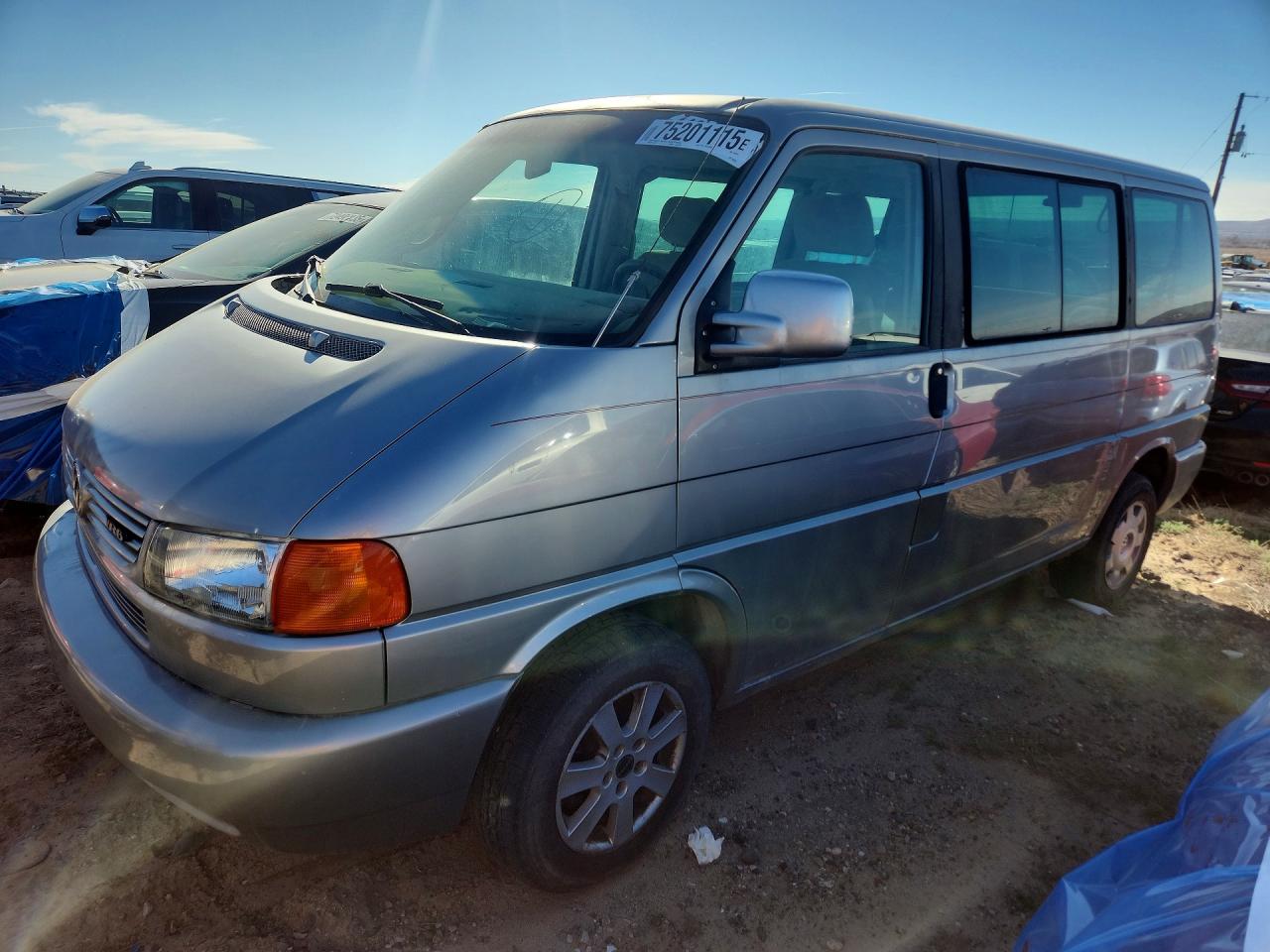 WV2MH4700YH083922