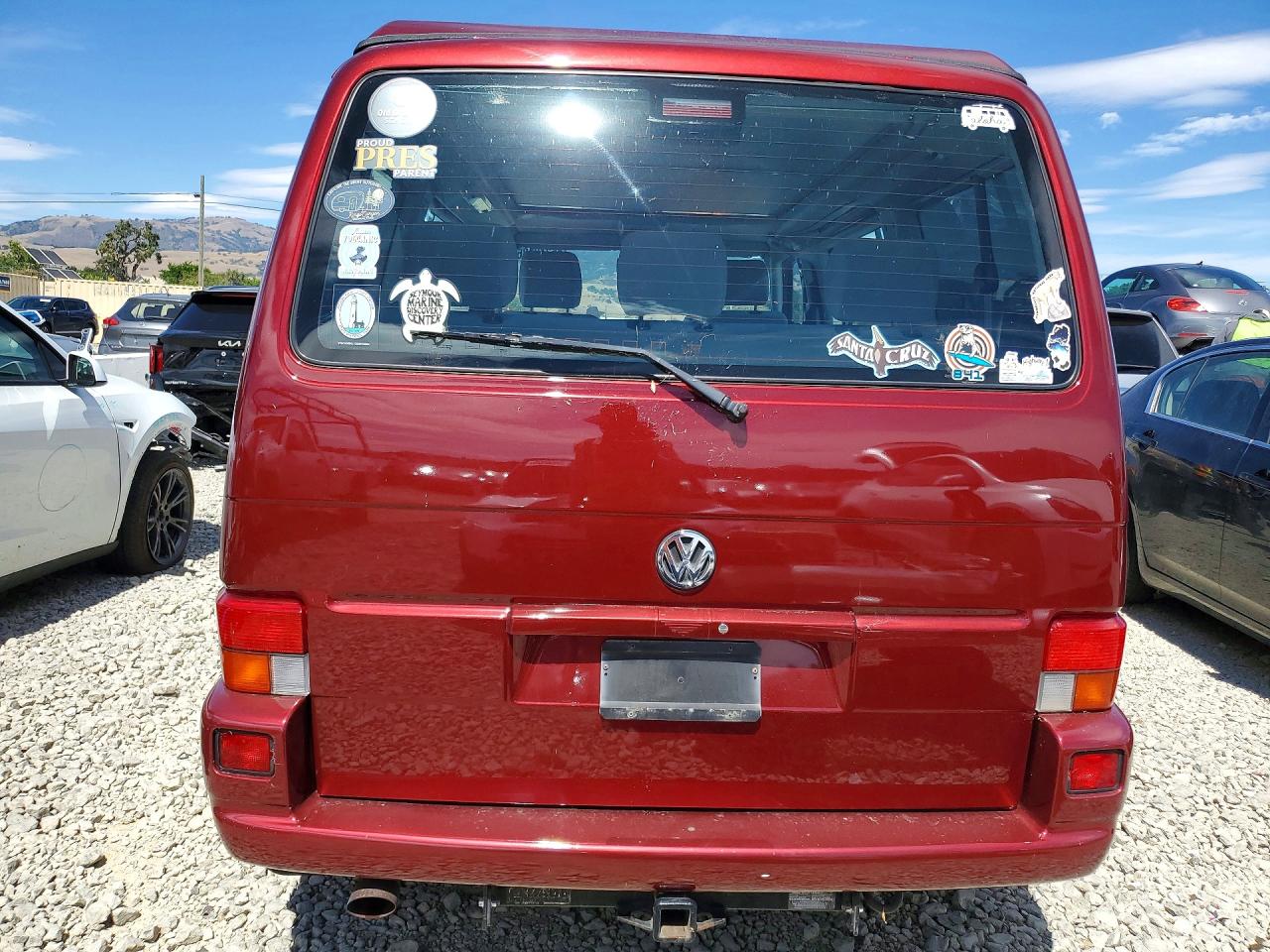 2001 Volkswagen Eurovan Mv Burgundy vin: WV2NB47001H112153