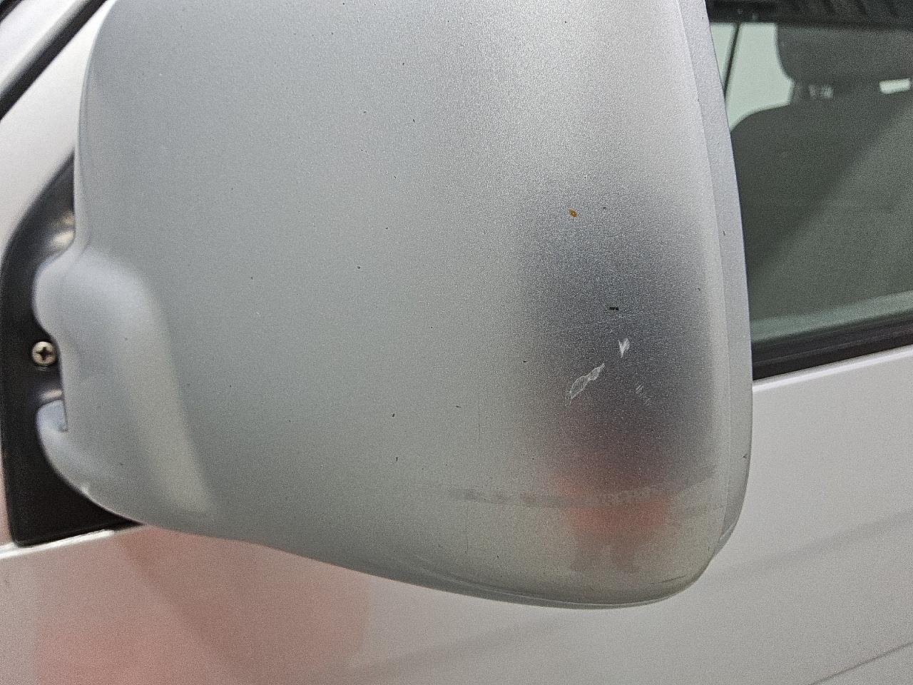 2002 Volkswagen Eurovan Mv Silver vin: WV2NB47012H017117 Damage: Left Mirror, Heavy Scratch, 1 To 2 Inches