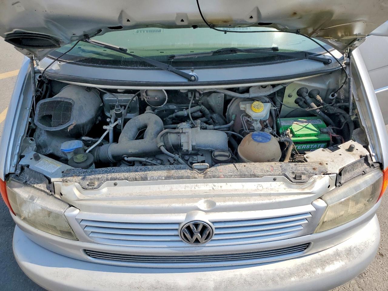 2003 Volkswagen Eurovan Mv Silver vin: WV2NB47083H000736