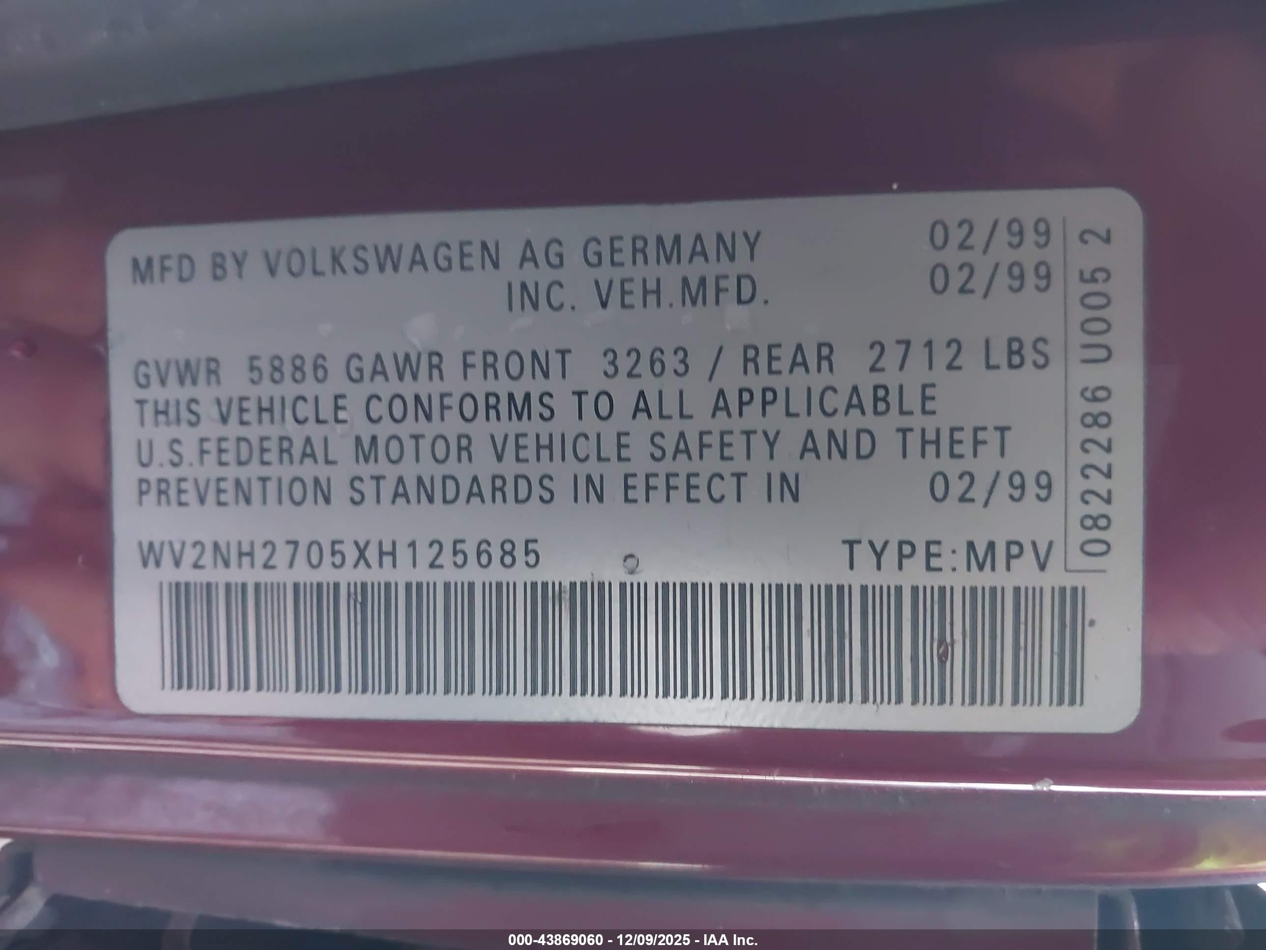 1999 Volkswagen Eurovan Mv Red vin: WV2NH2705XH125685