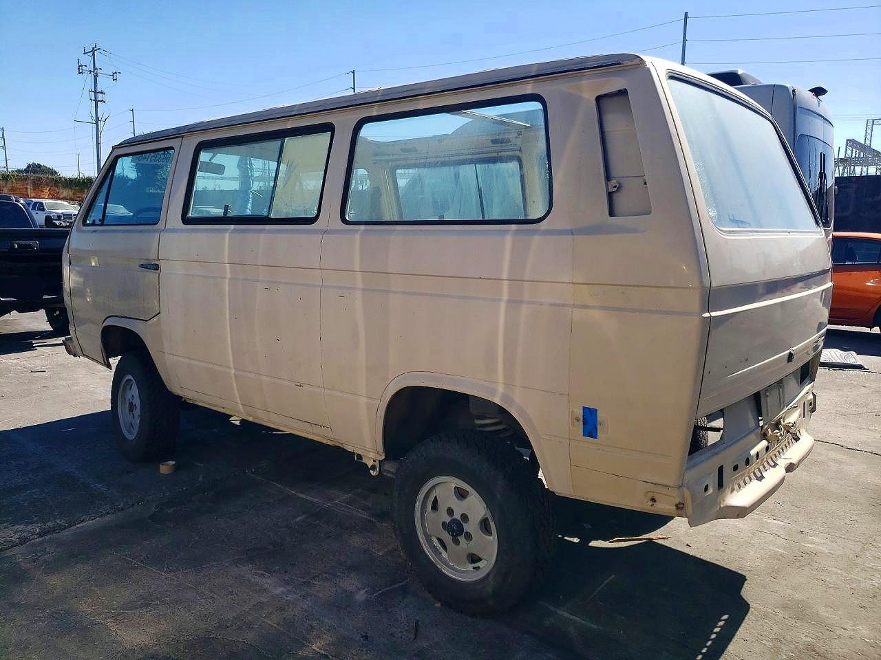 1985 Volkswagen Vanagon Kombi Cream vin: WV2XB0255FH074995