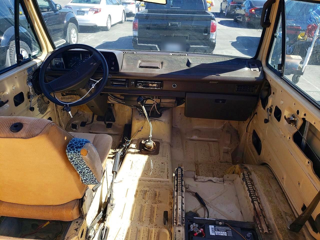 1985 Volkswagen Vanagon Kombi Cream vin: WV2XB0255FH074995