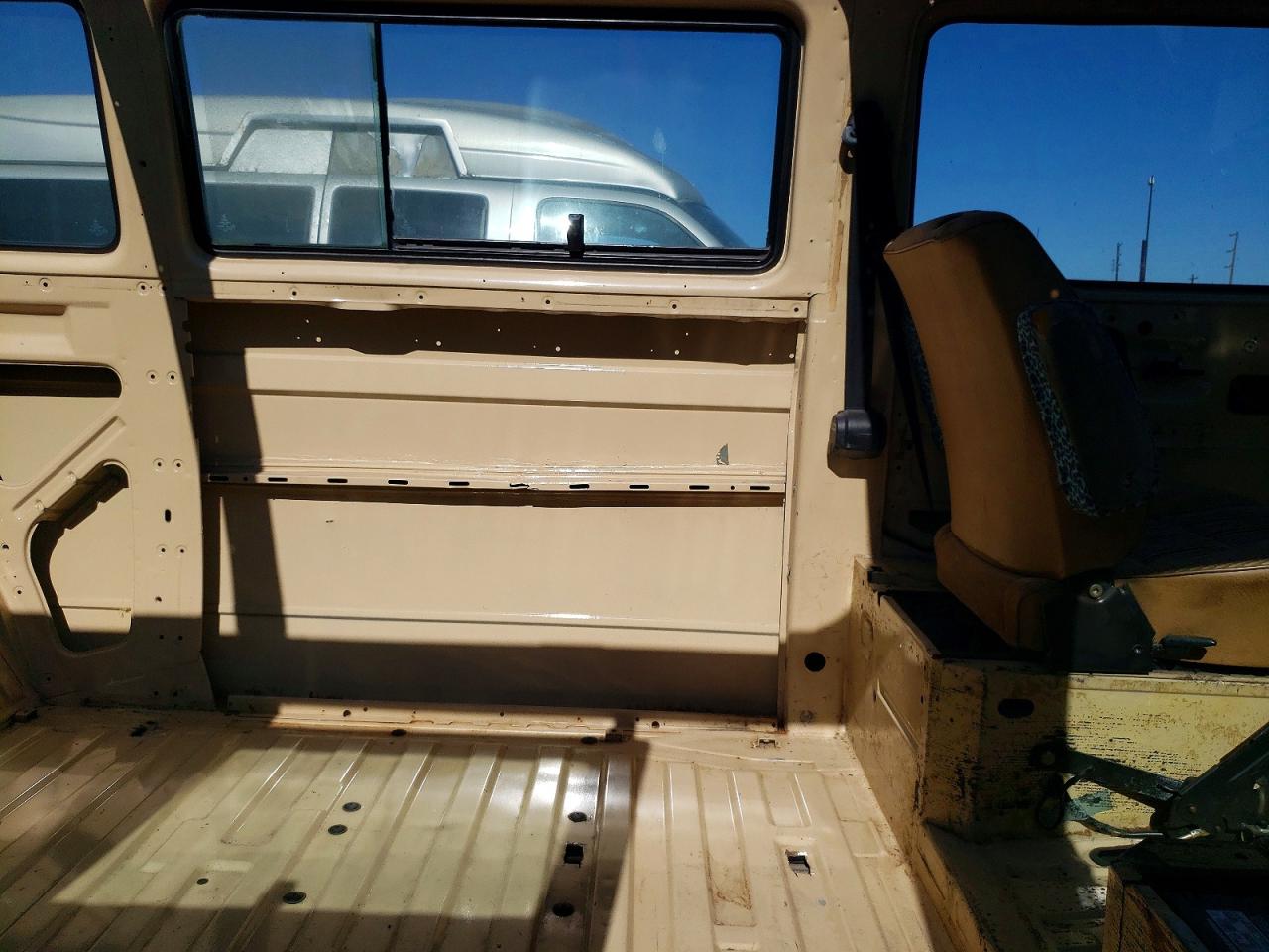1985 Volkswagen Vanagon Kombi Cream vin: WV2XB0255FH074995