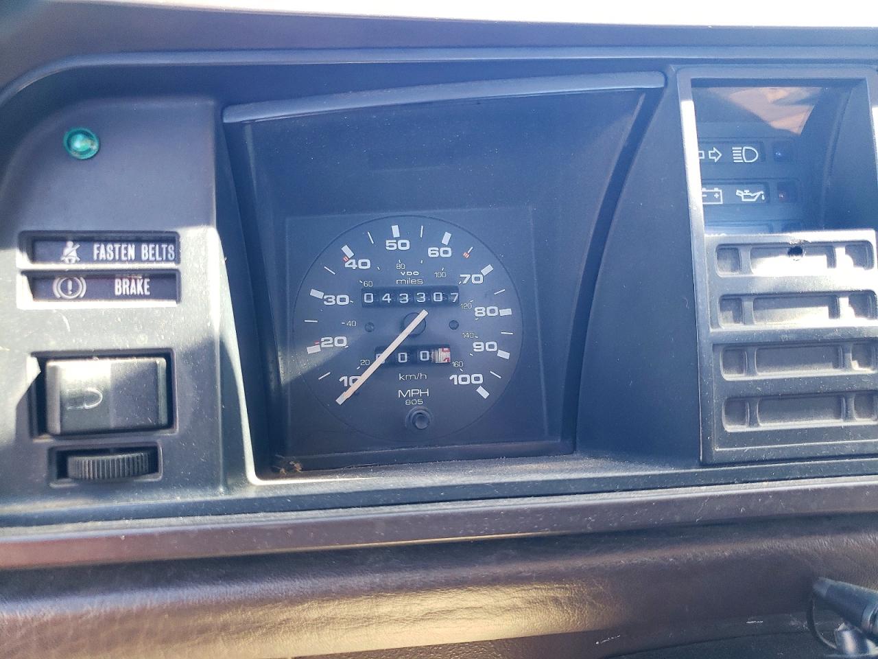1985 Volkswagen Vanagon Kombi Cream vin: WV2XB0255FH074995