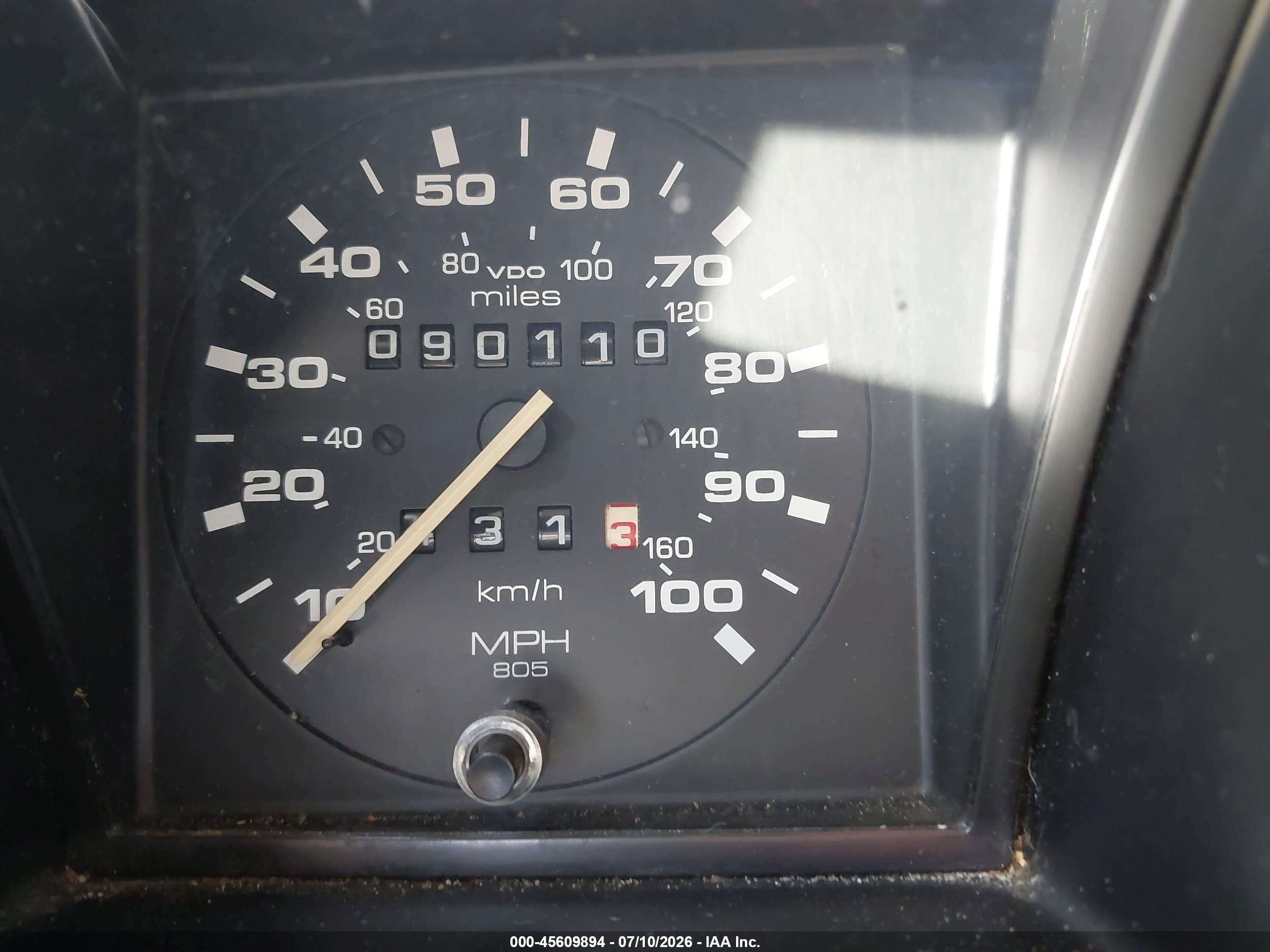 1990 Volkswagen Vanagon Bus White vin: WV2YB0250LH012274