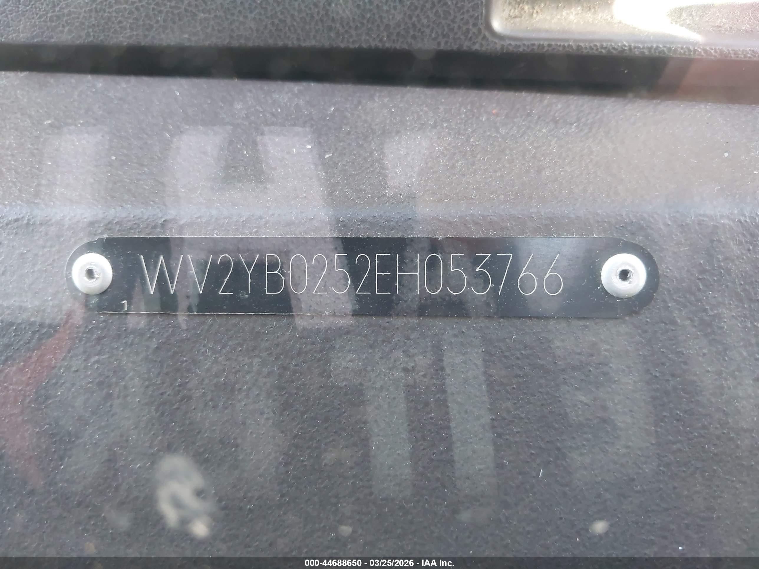 1984 Volkswagen Vanagon Bus White vin: WV2YB0252EH053766