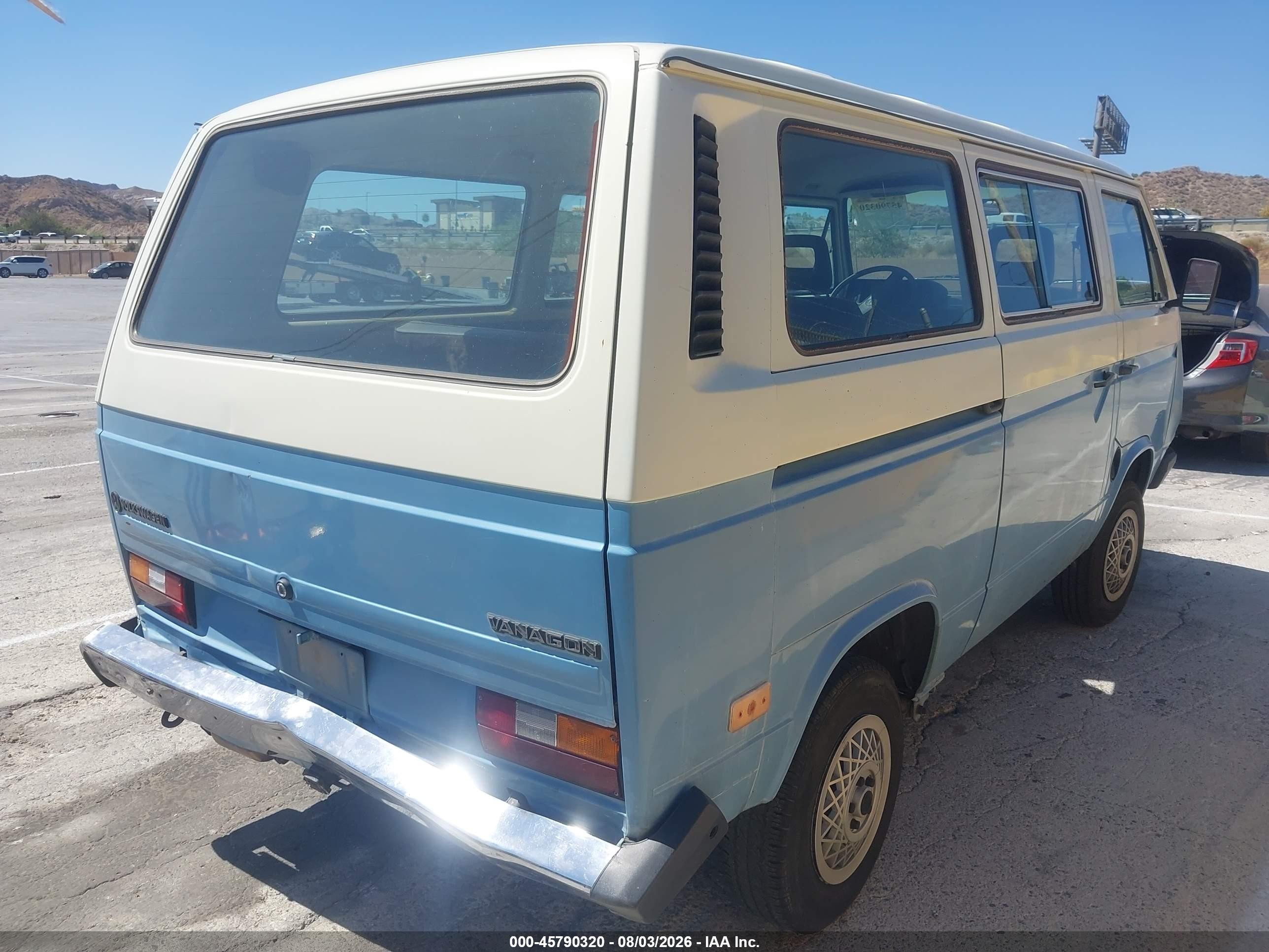 1984 Volkswagen Vanagon Bus Blue vin: WV2YB0253EH034160