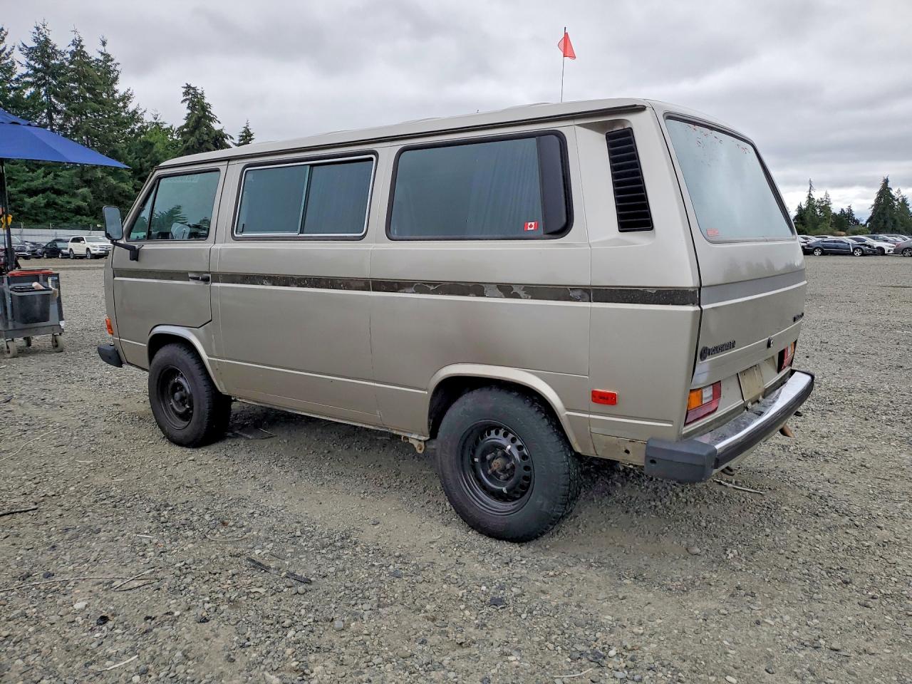 1988 Volkswagen Vanagon Bus Silver vin: WV2YB0253JH007440