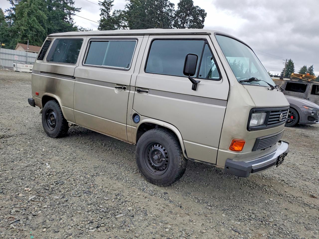 1988 Volkswagen Vanagon Bus Silver vin: WV2YB0253JH007440