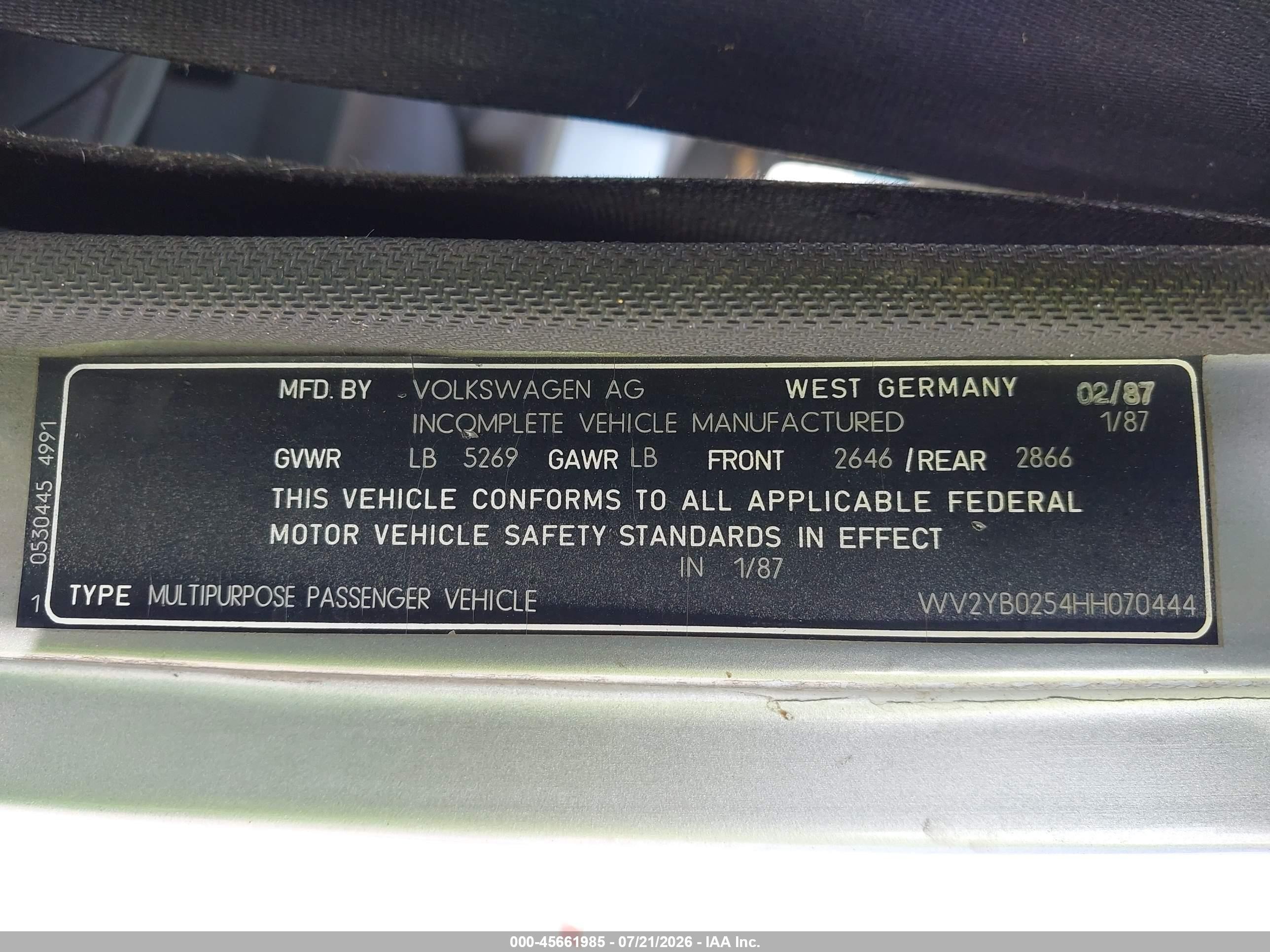 1987 Volkswagen Vanagon Bus Silver vin: WV2YB0254HH070444