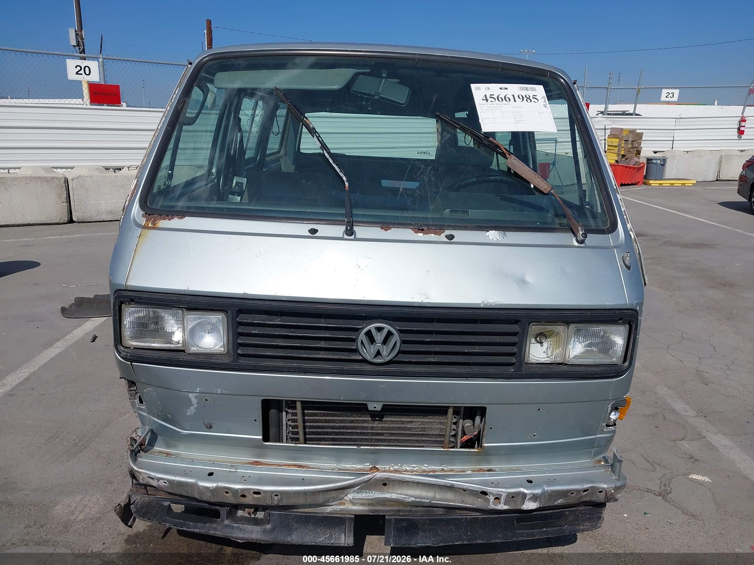 1987 Volkswagen Vanagon Bus Silver vin: WV2YB0254HH070444