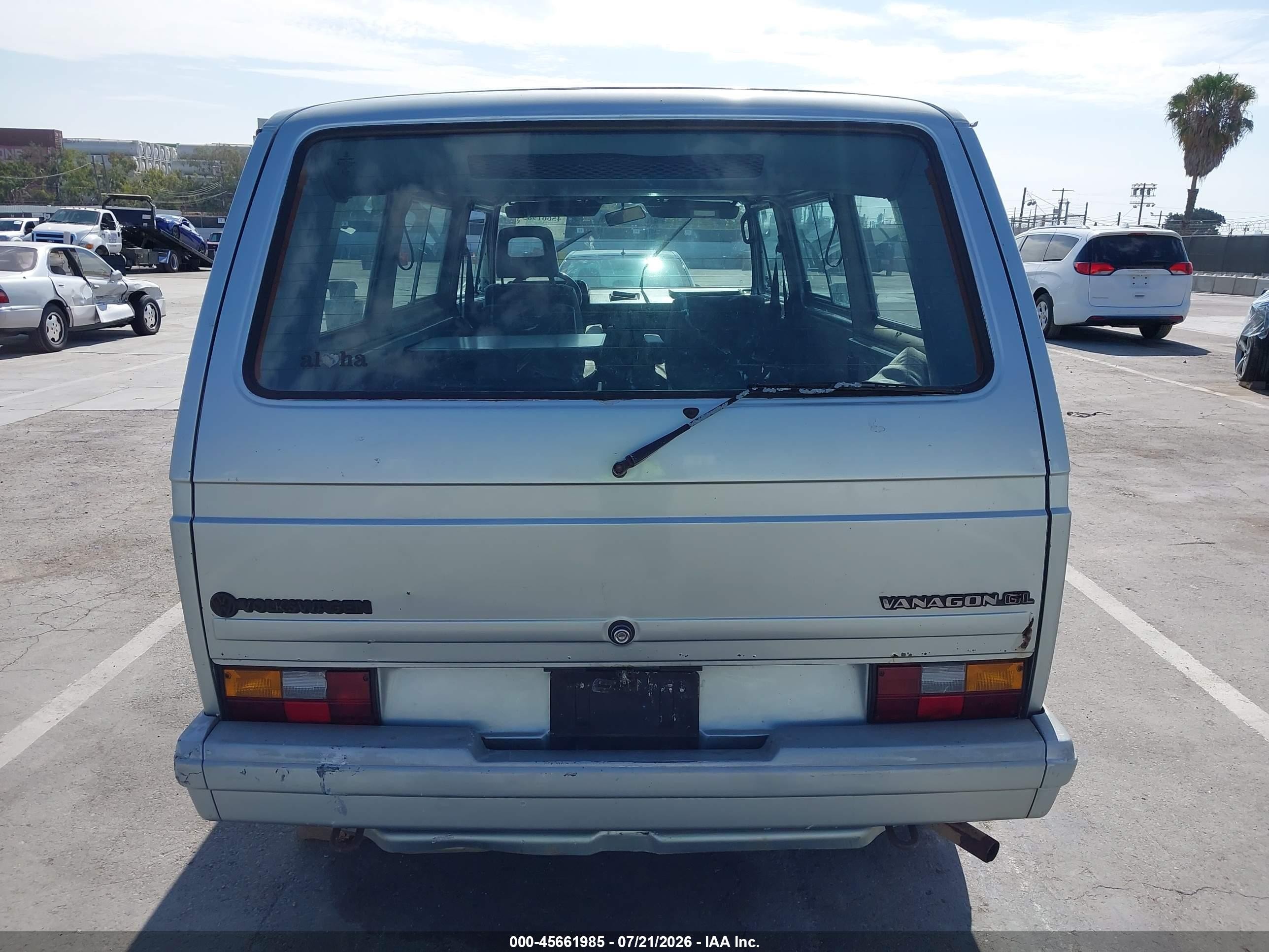 1987 Volkswagen Vanagon Bus Silver vin: WV2YB0254HH070444
