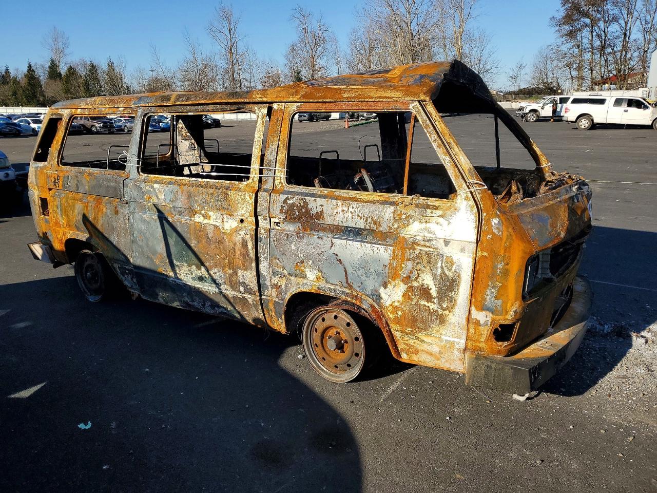 1991 Volkswagen Vanagon Bus Burn vin: WV2YB0256MG000217