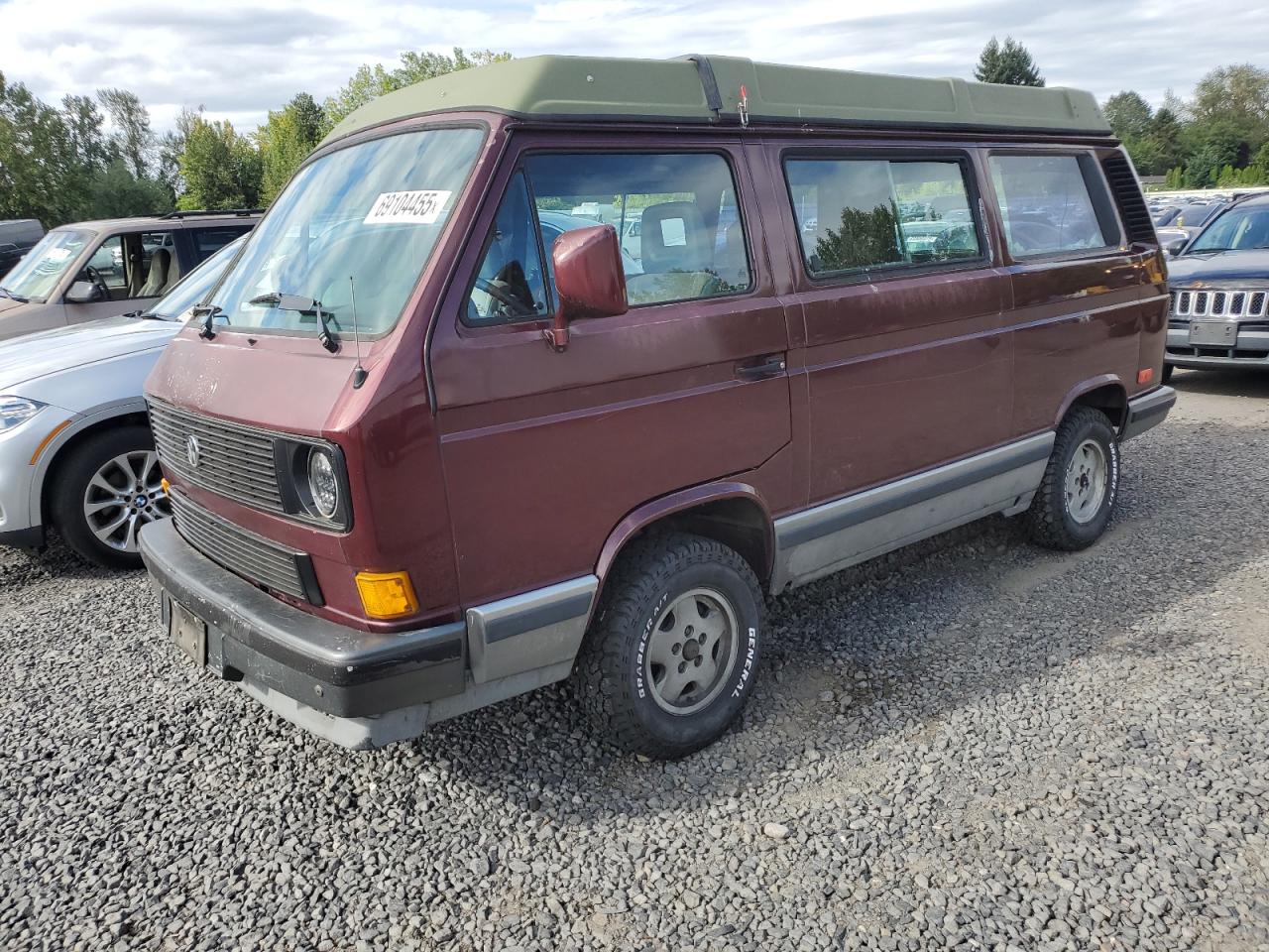 1991 Volkswagen Vanagon Bus Бордовый vin: WV2YB0256MG008995