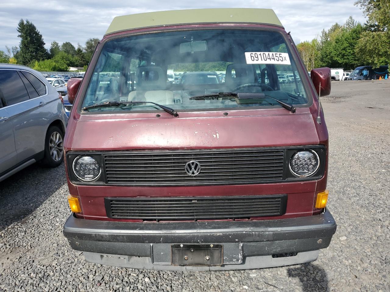 1991 Volkswagen Vanagon Bus Бордовый vin: WV2YB0256MG008995