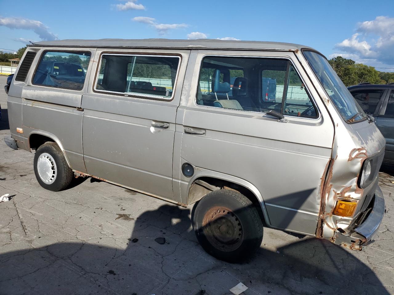 1985 Volkswagen Vanagon Bus Silver vin: WV2YB0259FH031183