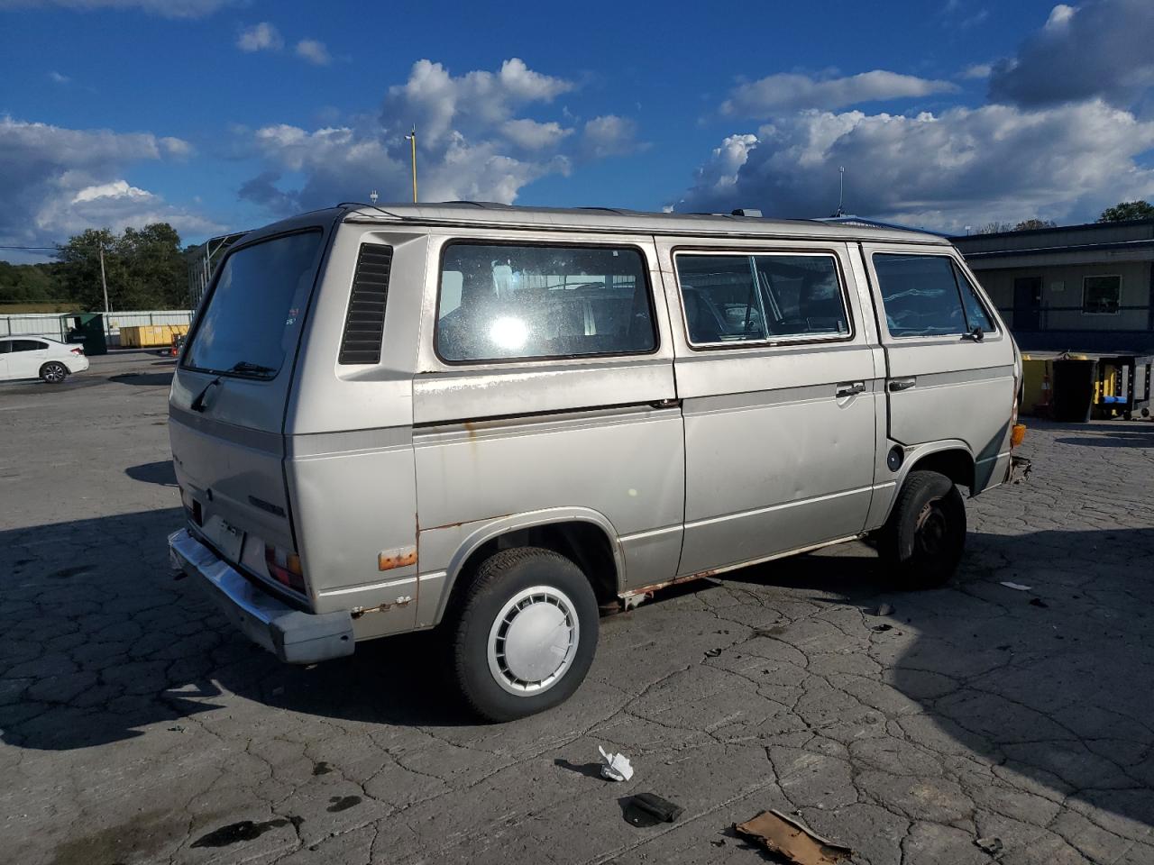 1985 Volkswagen Vanagon Bus Silver vin: WV2YB0259FH031183