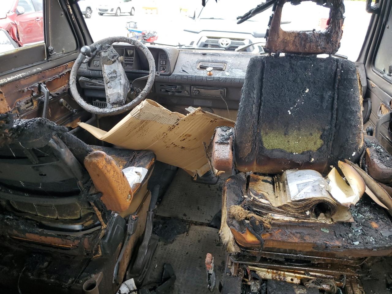 1985 Volkswagen Vanagon Bus Gold vin: WV2YB025XFH026994