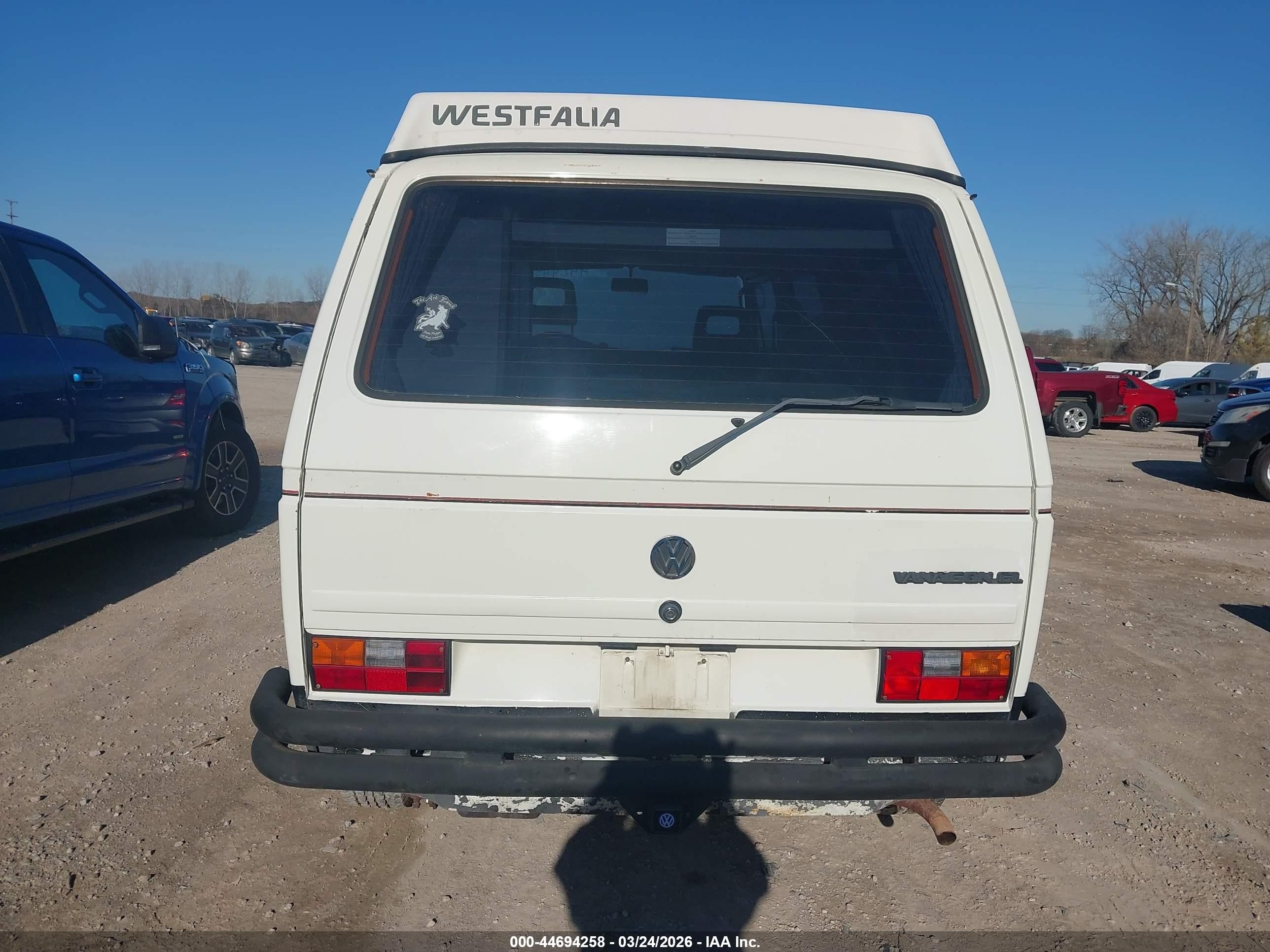 1989 Volkswagen Vanagon Campmobile White vin: WV2ZB0254KH042882