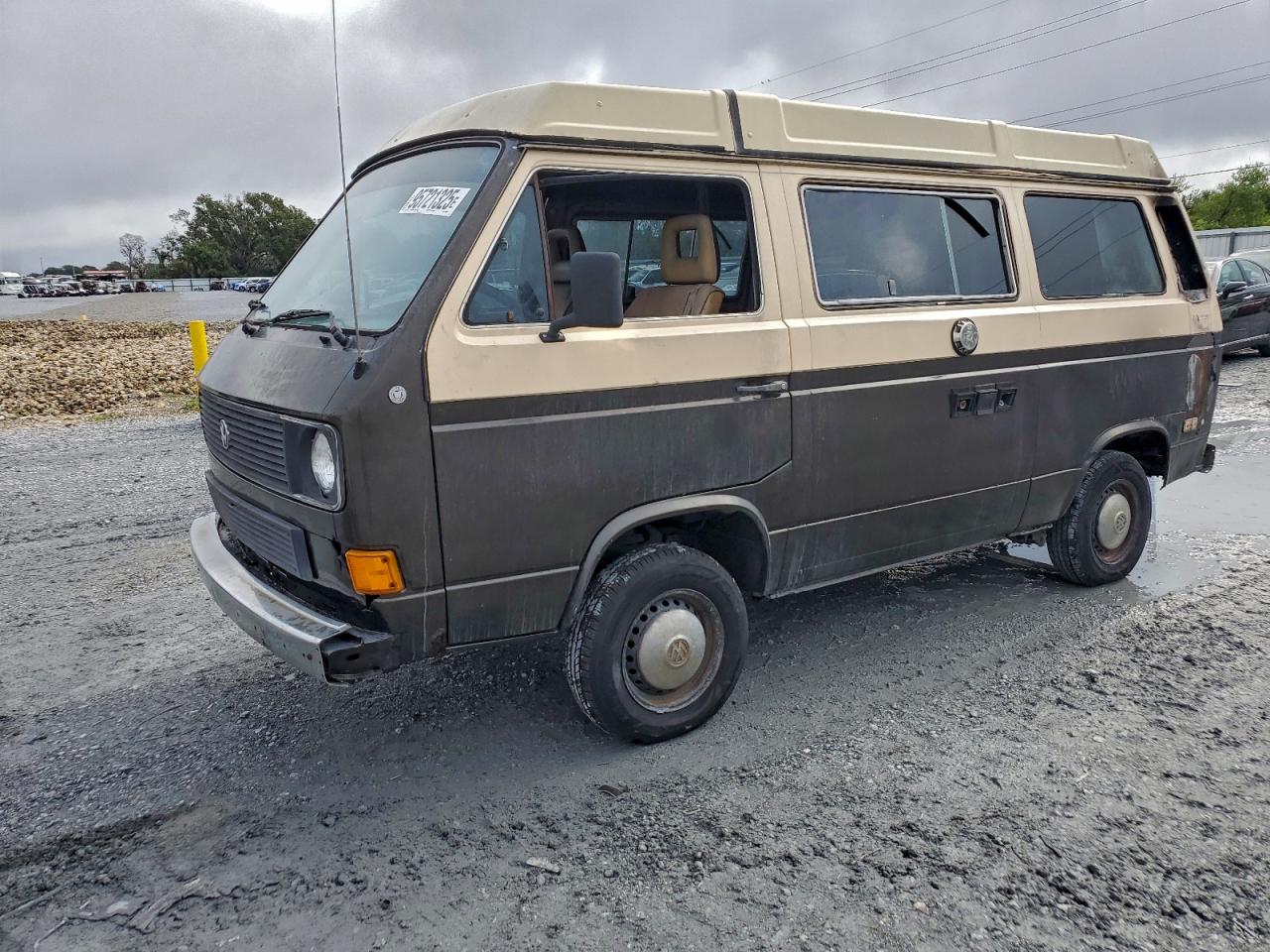1984 Volkswagen Vanagon Campmobile Tan vin: WV2ZB0257EH083396